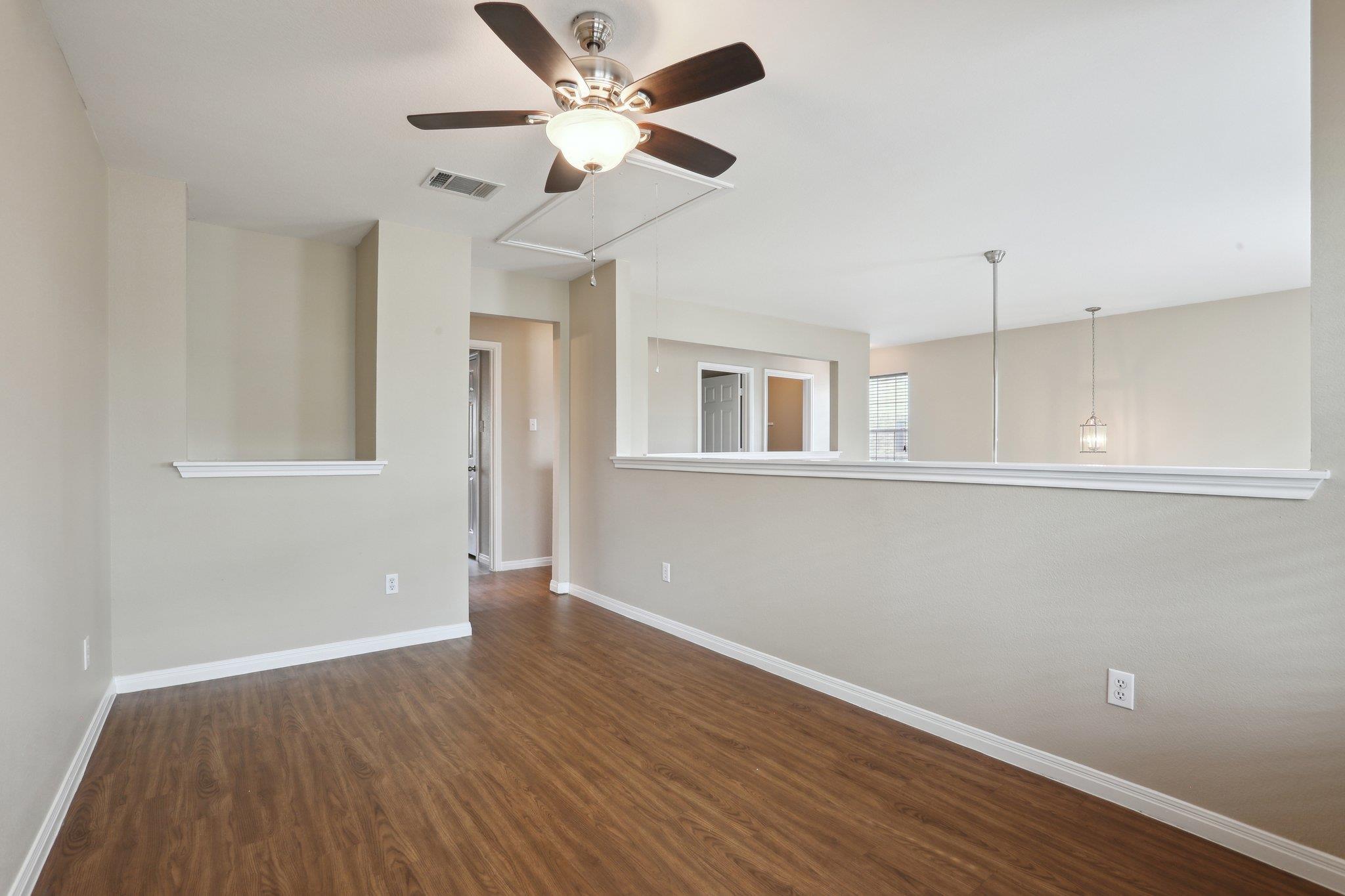 1900 Little Elm Trl # 52, Cedar Park, TX 78613