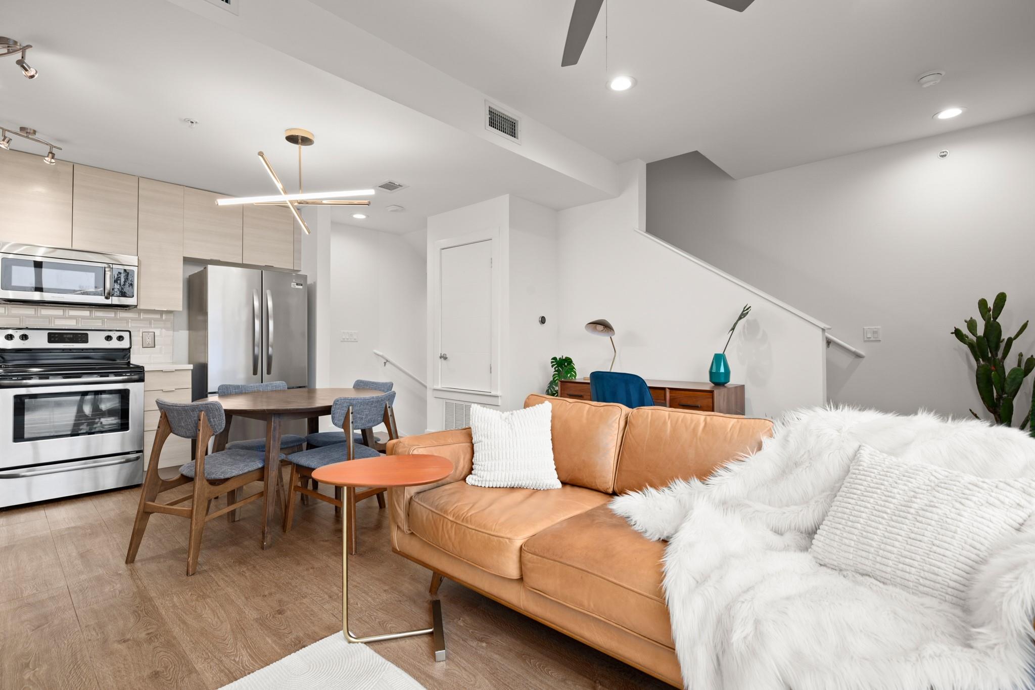 604 N Bluff Dr # 235, Austin, TX 78745