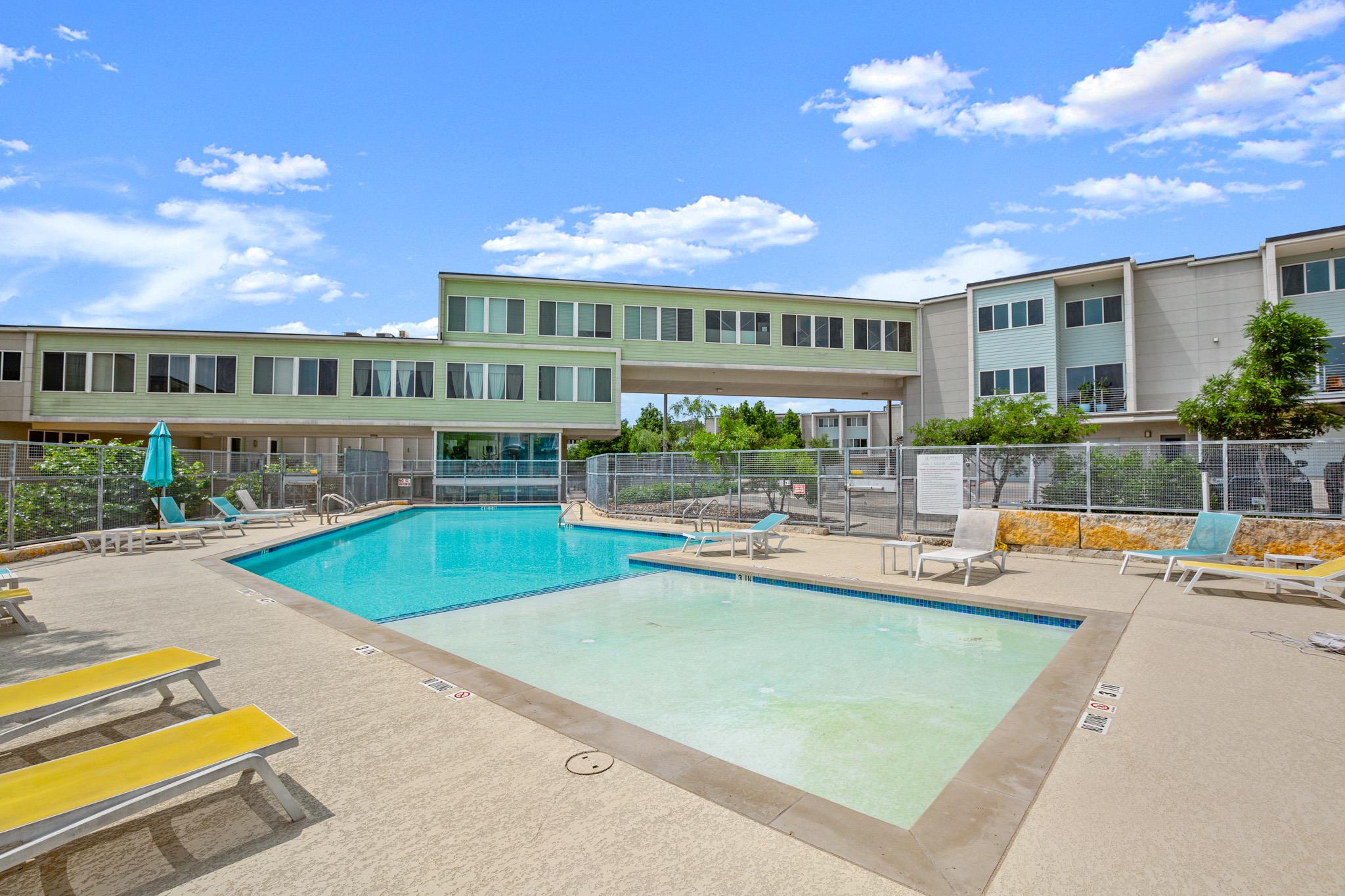 604 N Bluff Dr # 235, Austin, TX 78745