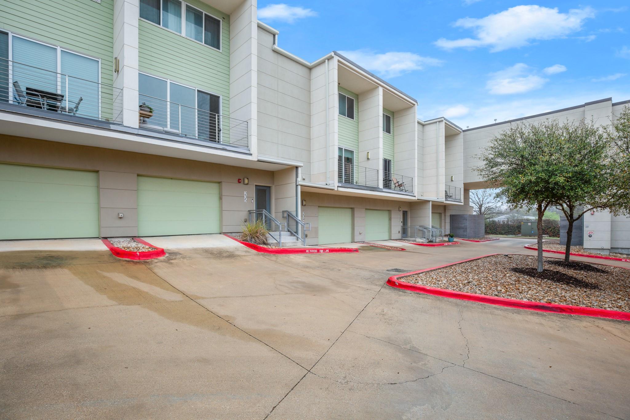 604 N Bluff Dr # 235, Austin, TX 78745