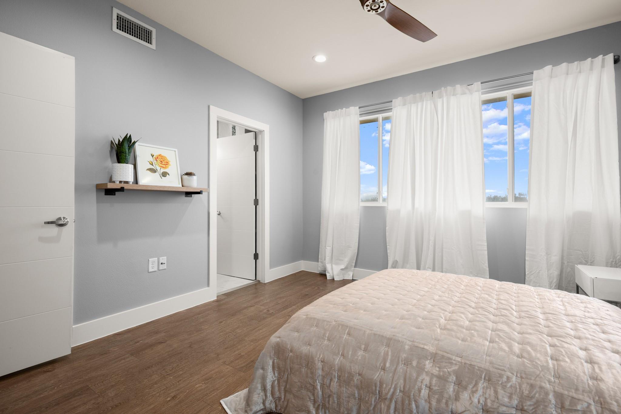 604 N Bluff Dr # 235, Austin, TX 78745