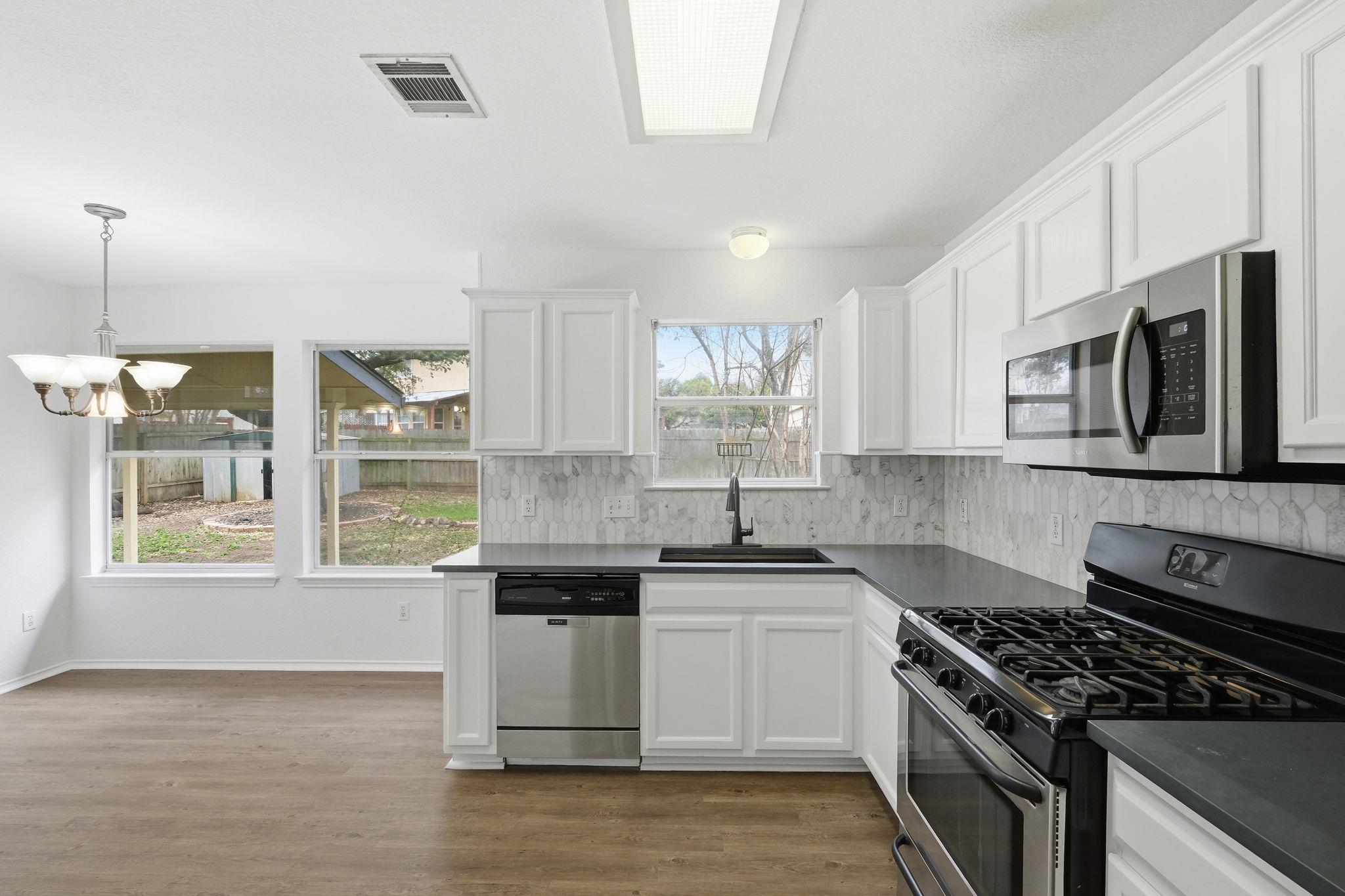 2912 Settlement Dr, Round Rock, TX 78665