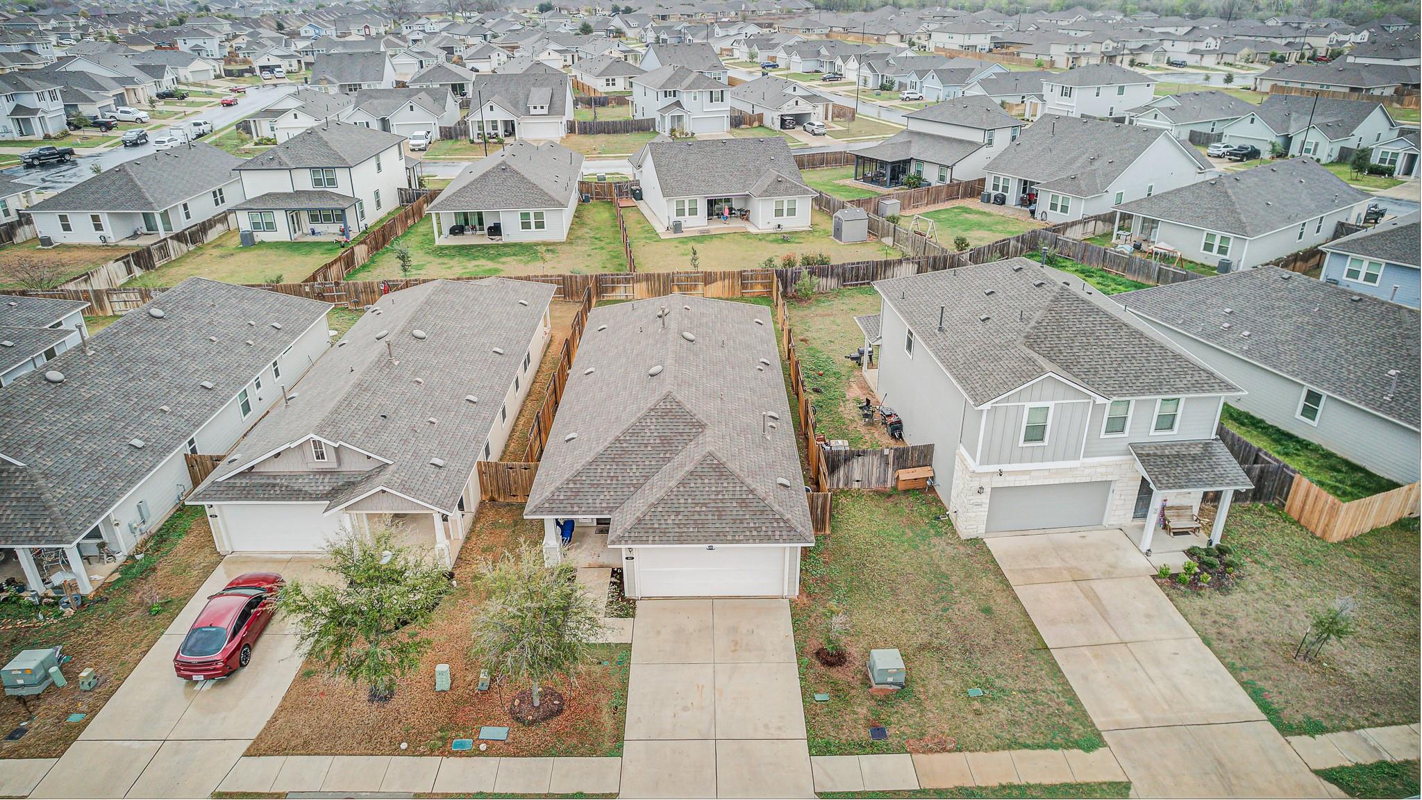 311 Trailside Ln, Bastrop, TX 78602