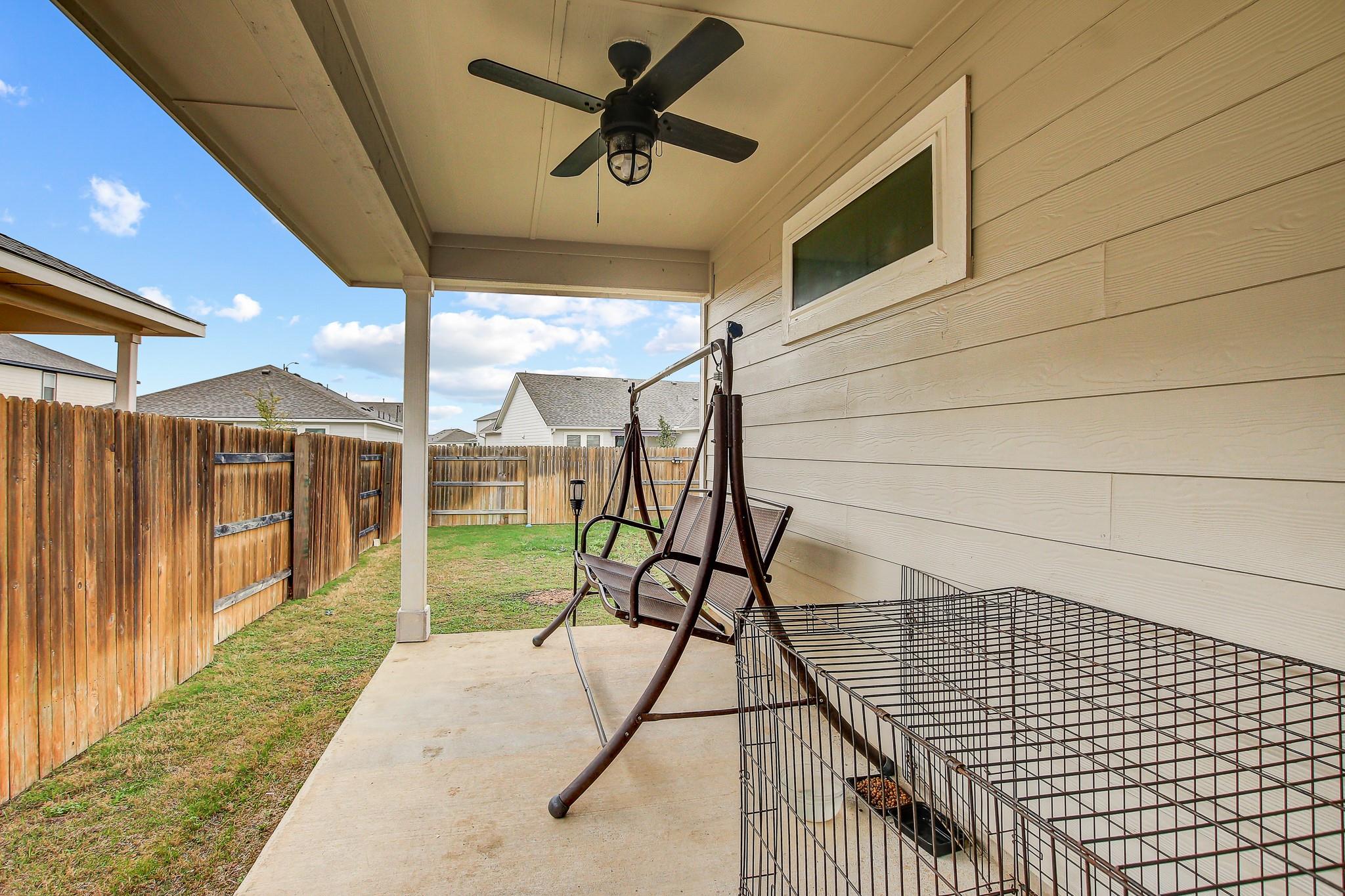 311 Trailside Ln, Bastrop, TX 78602
