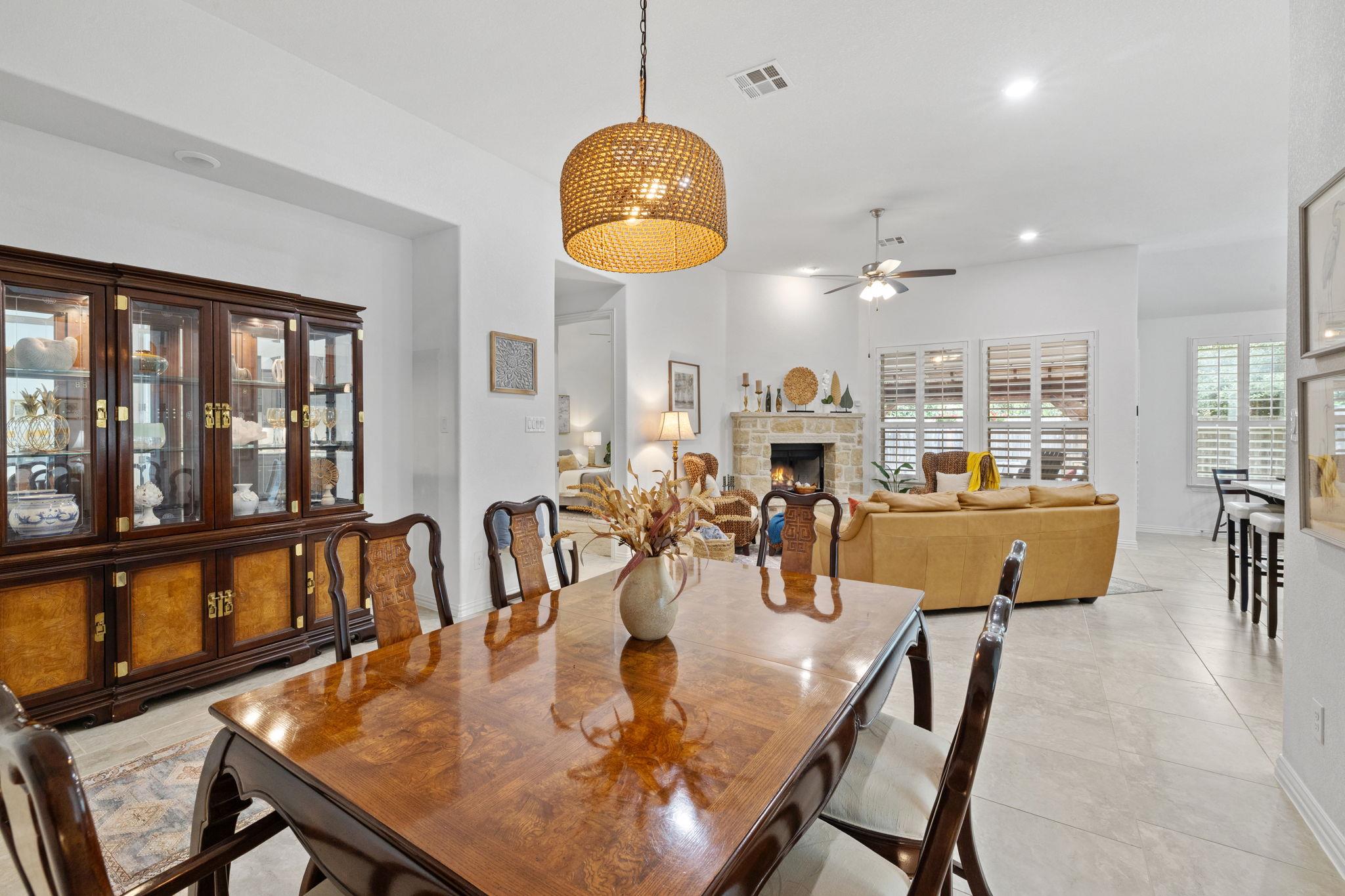 3824 Ashbury Rd, Round Rock, TX 78681