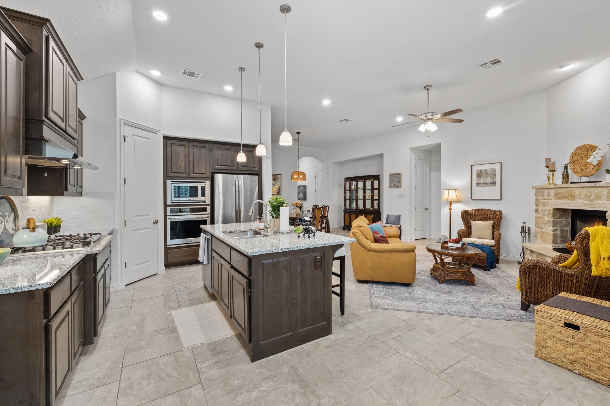 3824 Ashbury Rd, Round Rock, TX 78681