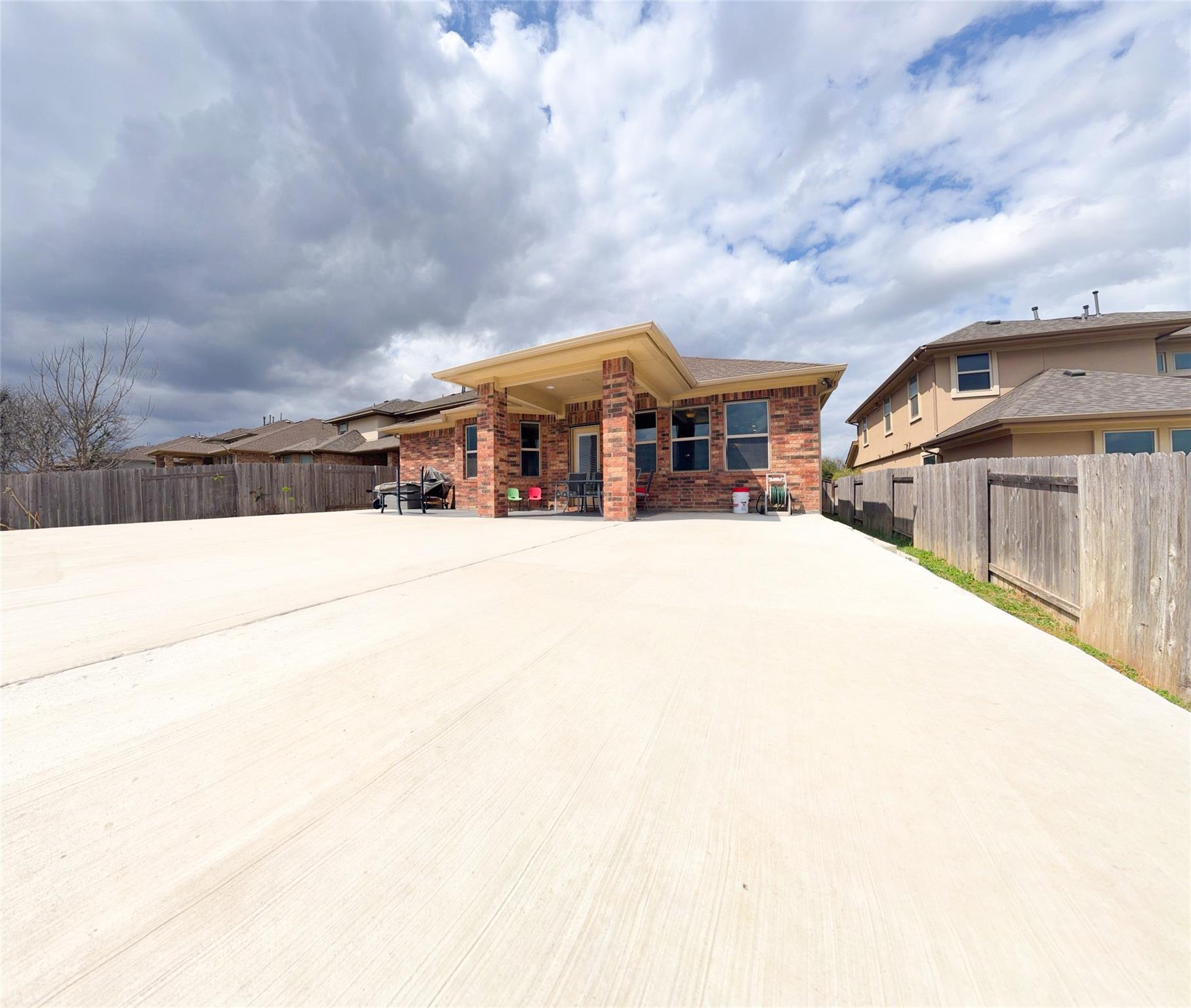 2743 Enza Ct, Round Rock, TX 78665