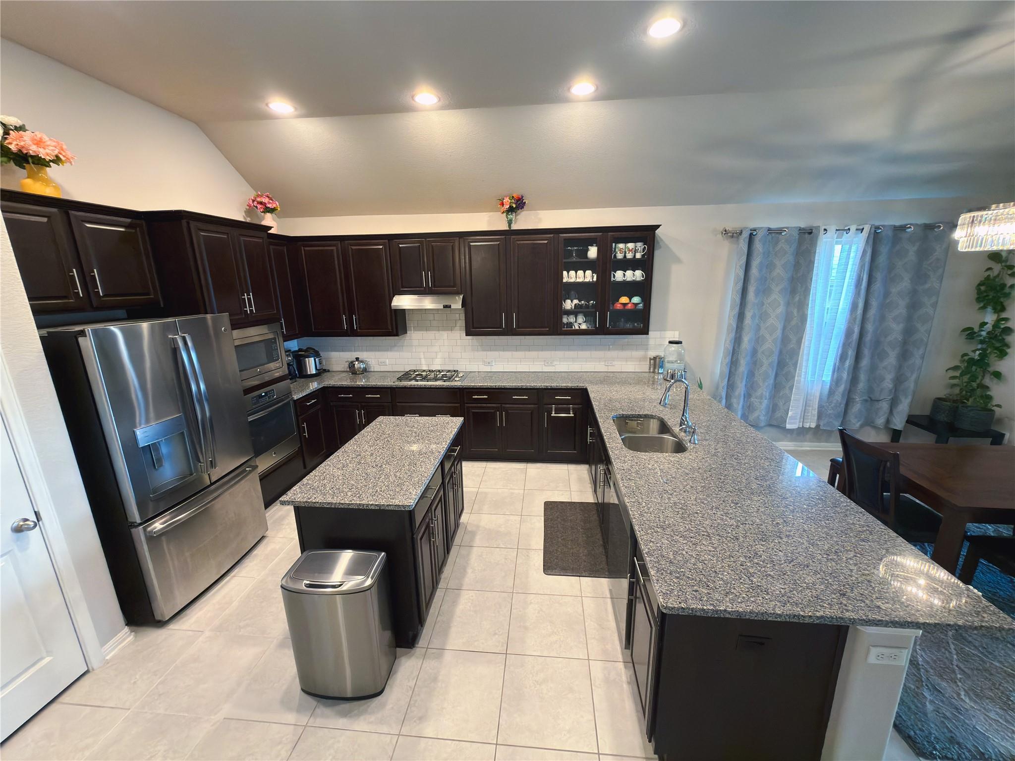 2743 Enza Ct, Round Rock, TX 78665