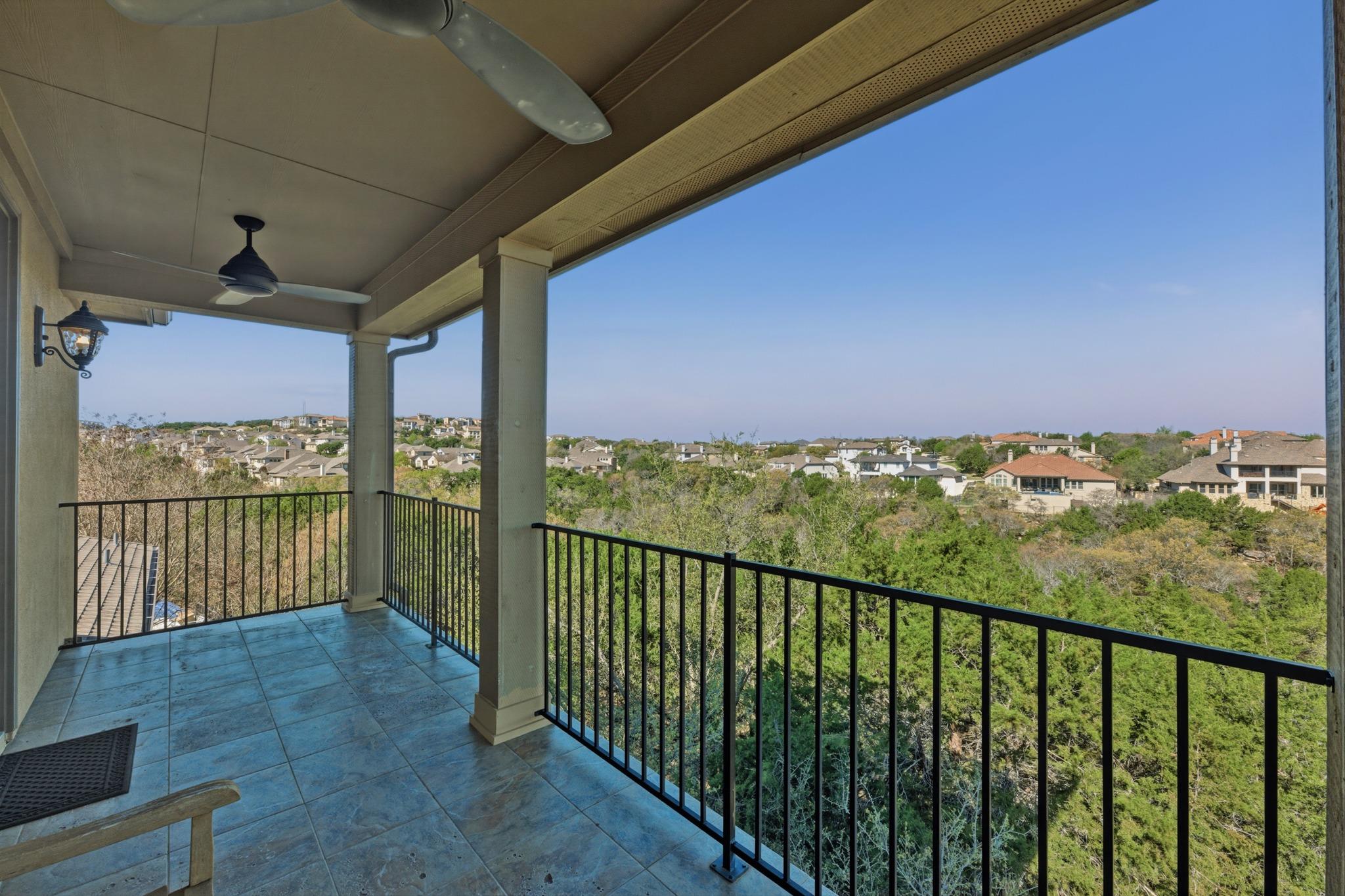 220 Tavish Trl, Lakeway, TX 78738