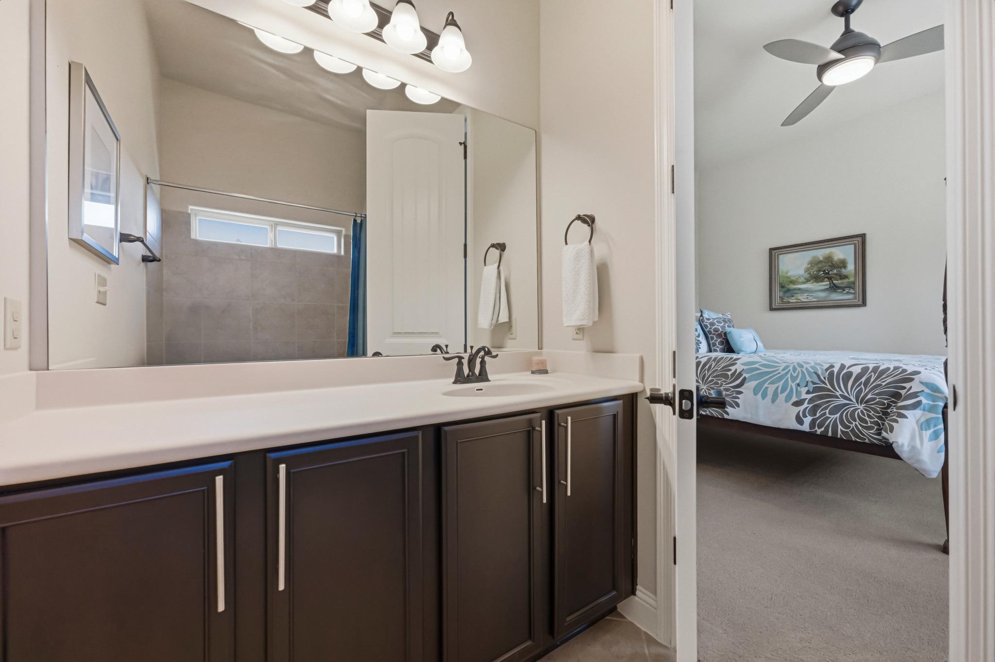 220 Tavish Trl, Lakeway, TX 78738