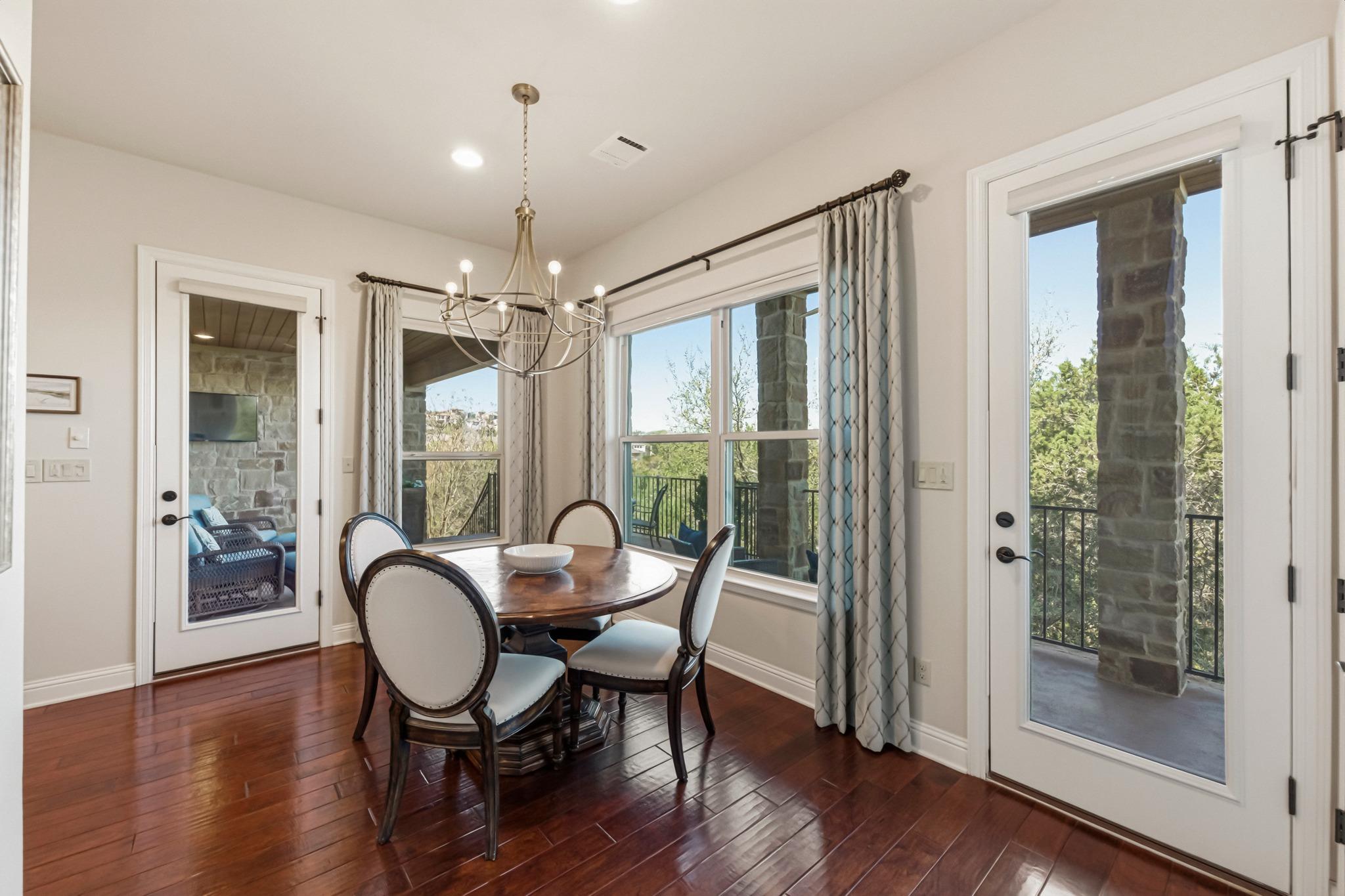 220 Tavish Trl, Lakeway, TX 78738