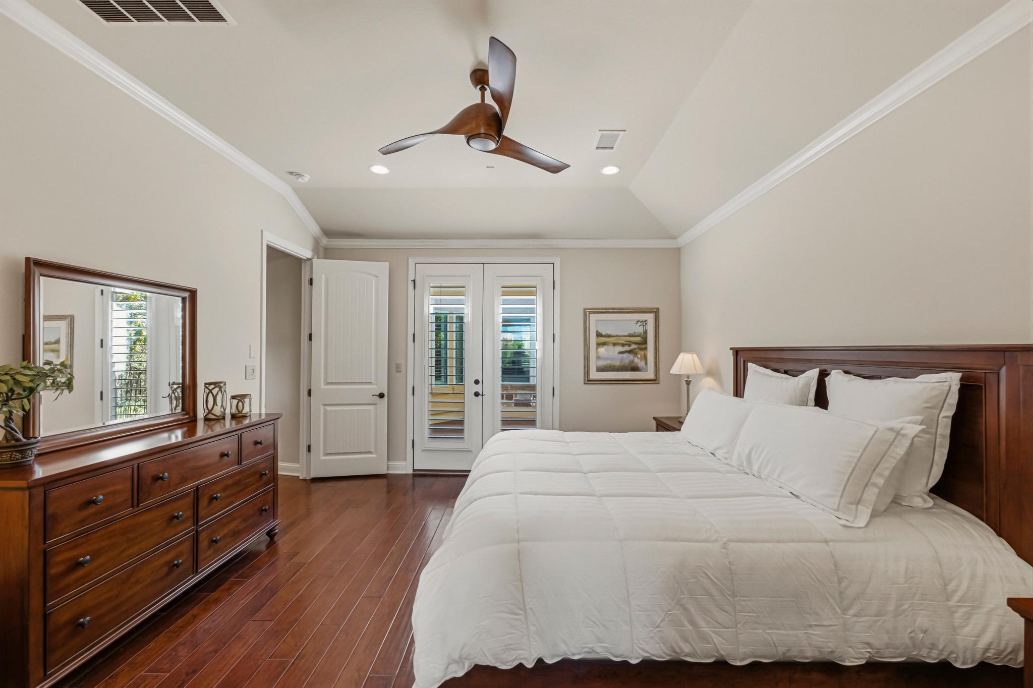 220 Tavish Trl, Lakeway, TX 78738