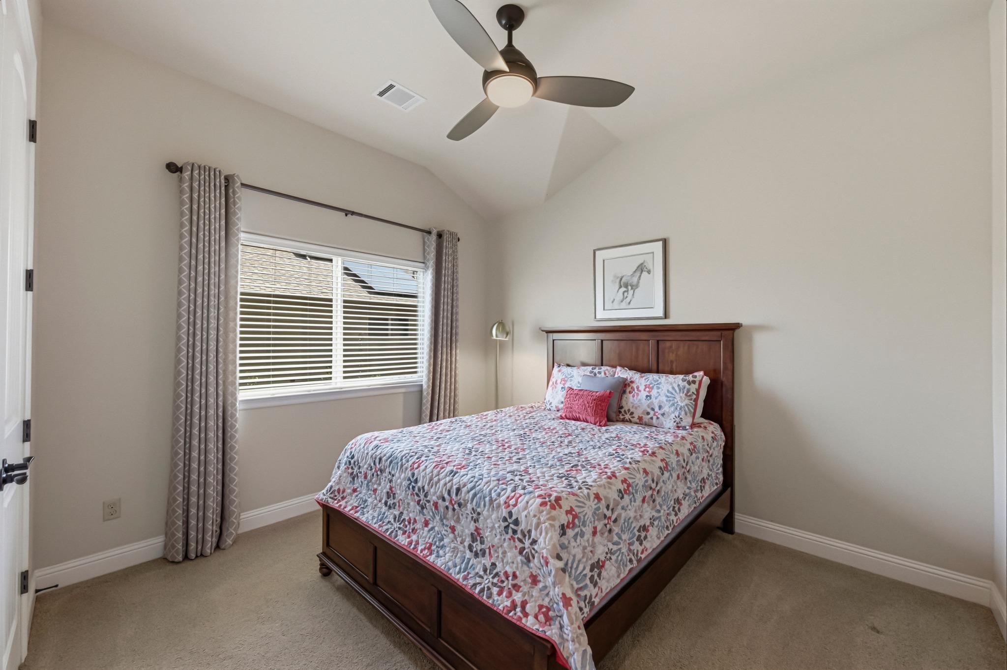 220 Tavish Trl, Lakeway, TX 78738