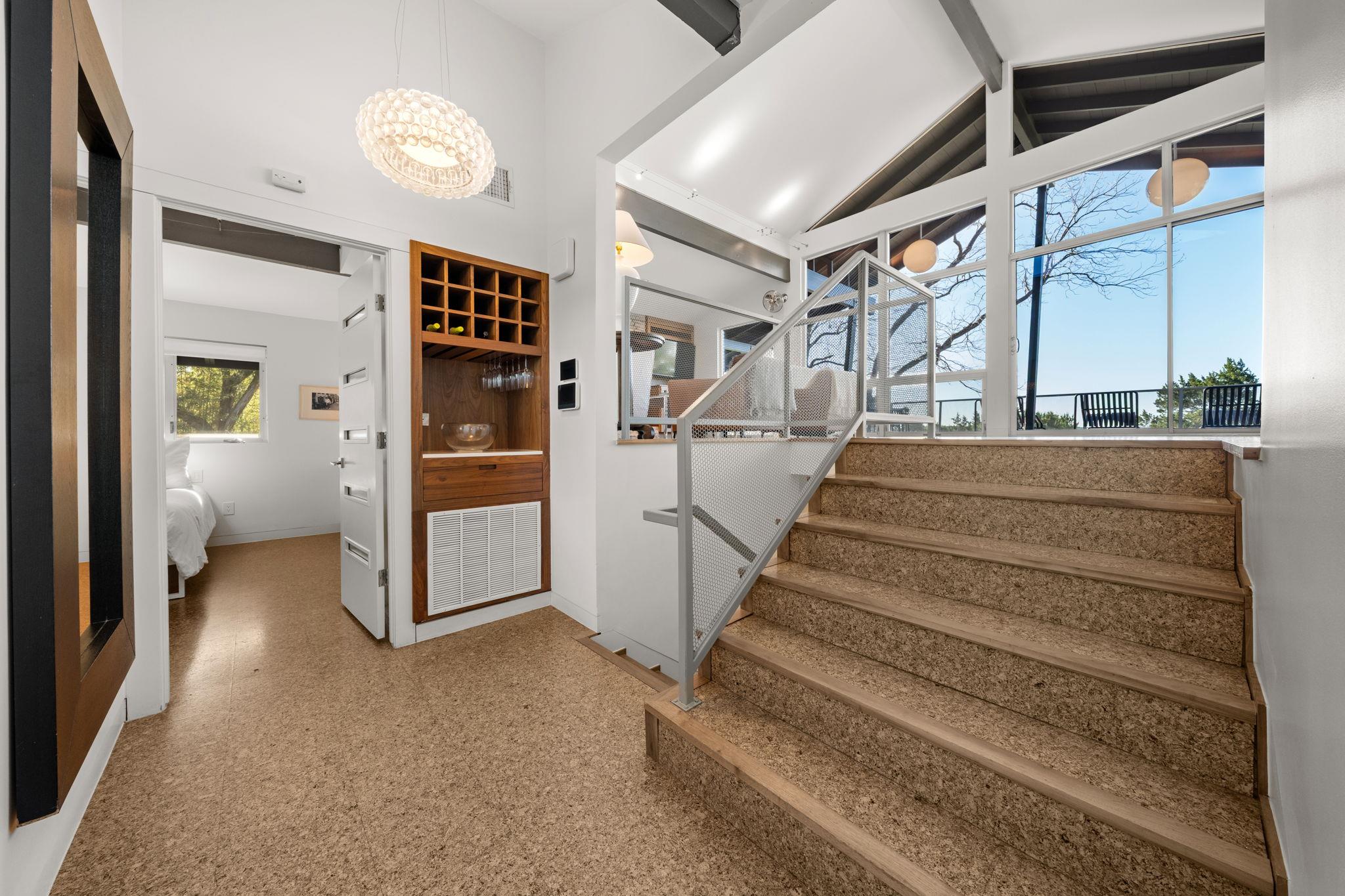 6404 Lakeshore Dr, Lago Vista, TX 78645