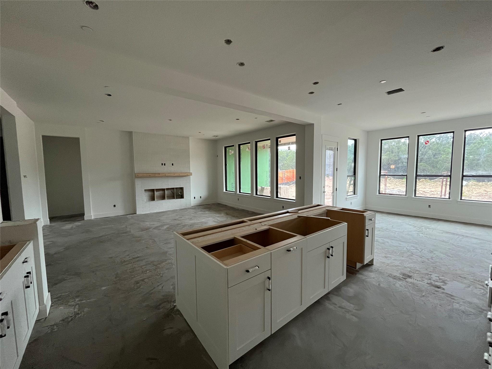 19117 Hopper Ln, Austin, TX 78738