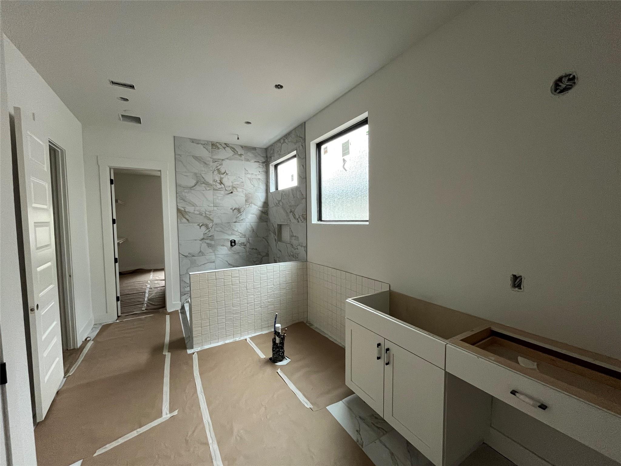 19117 Hopper Ln, Austin, TX 78738