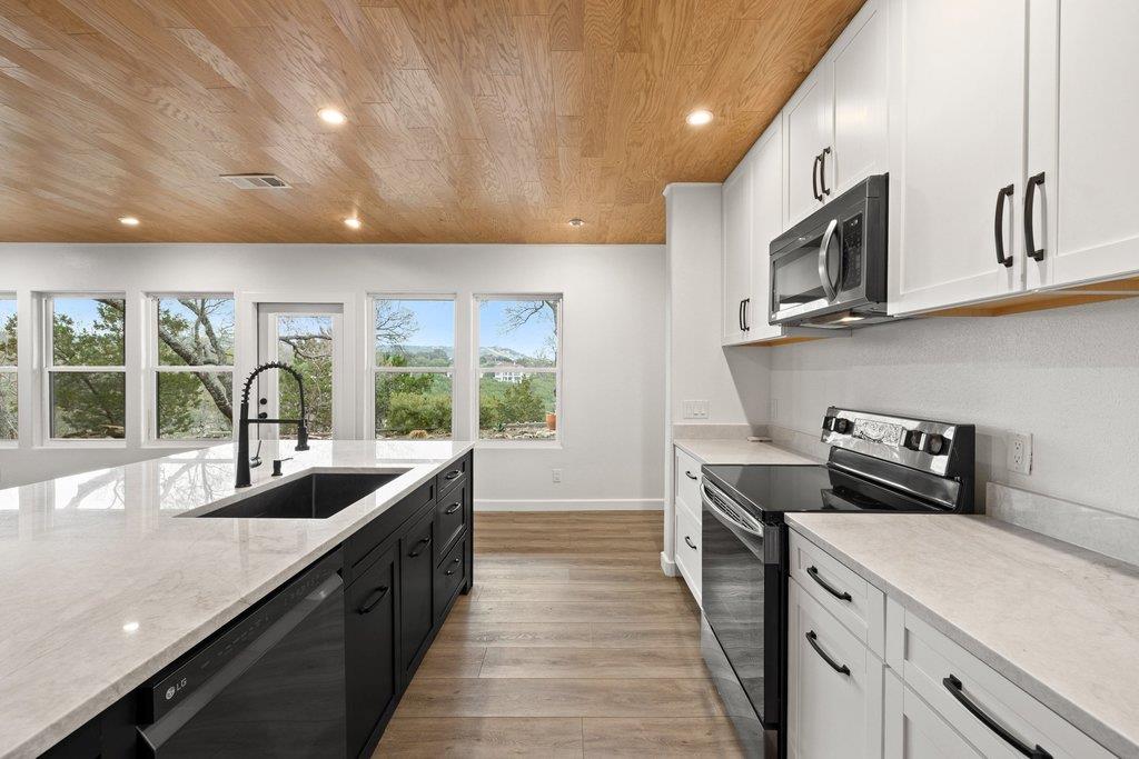 17708 North St, Lago Vista, TX 78645