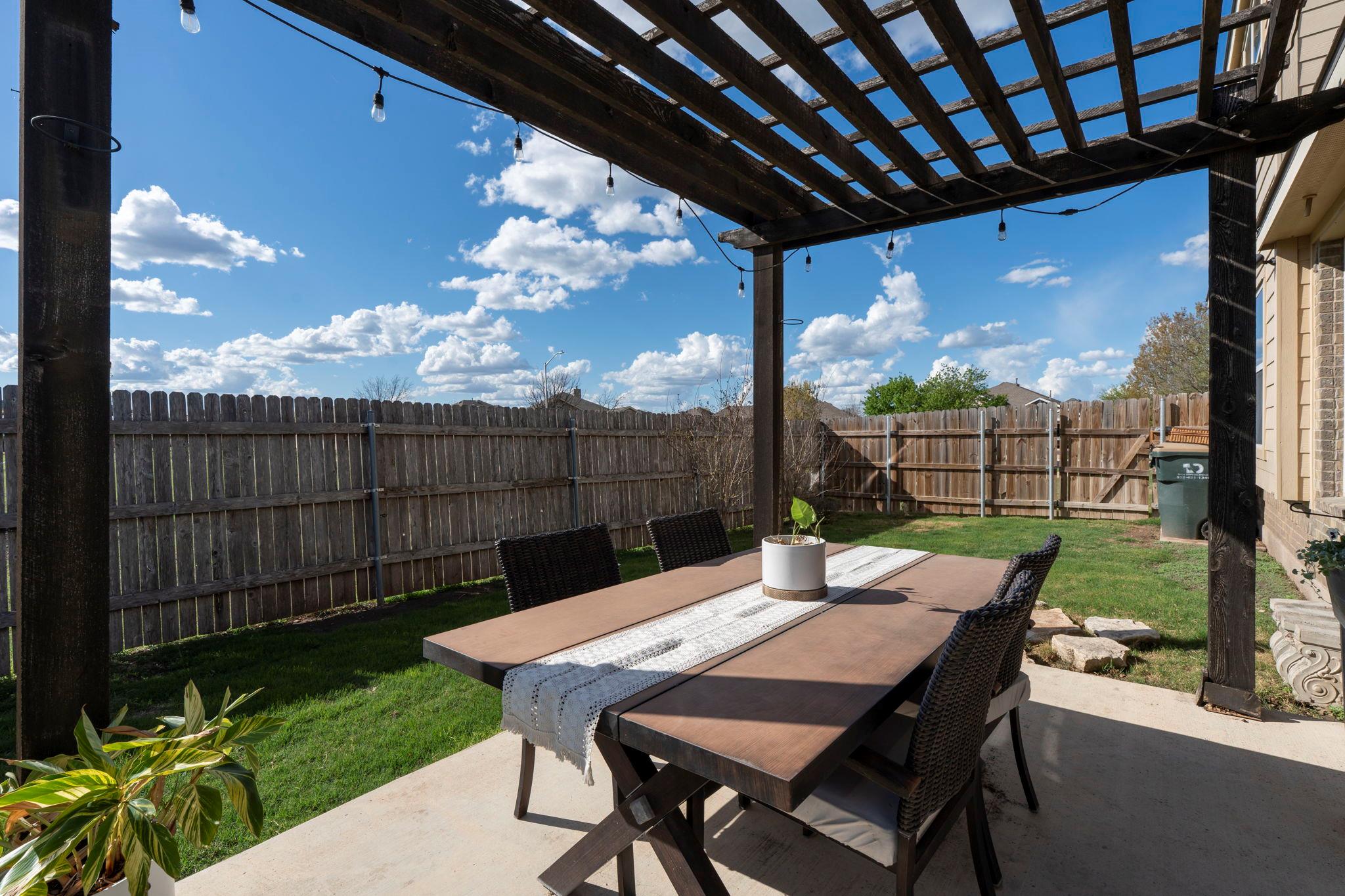 181 Summer Night Cv, Buda, TX 78610