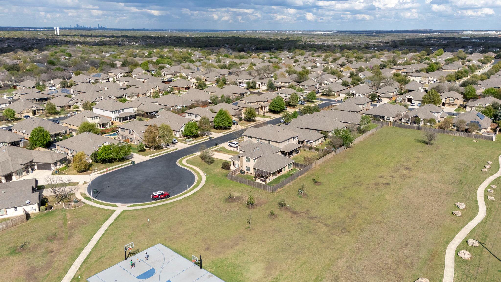 181 Summer Night Cv, Buda, TX 78610