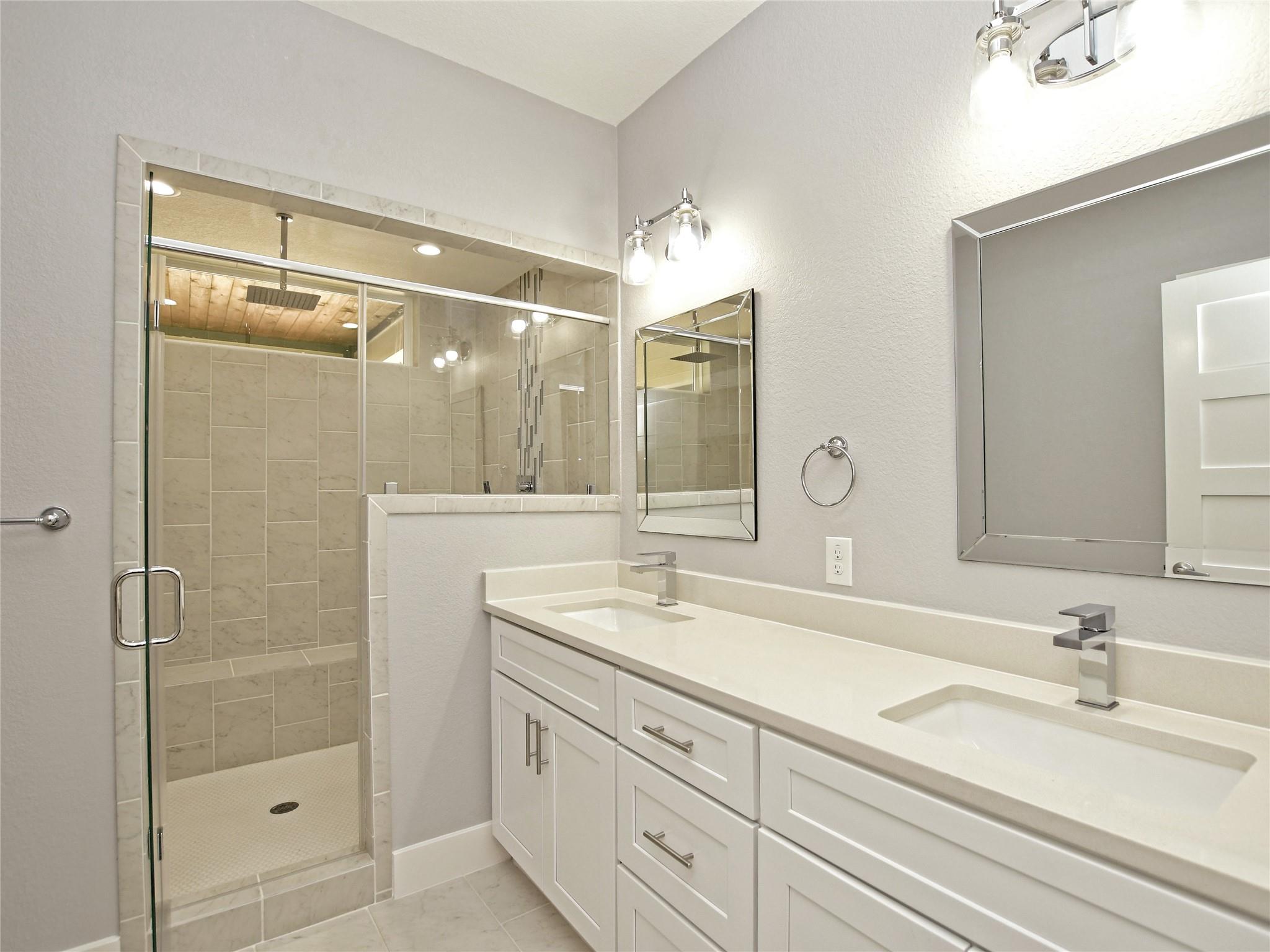 1130 Lott Ave # B, Austin, TX 78721