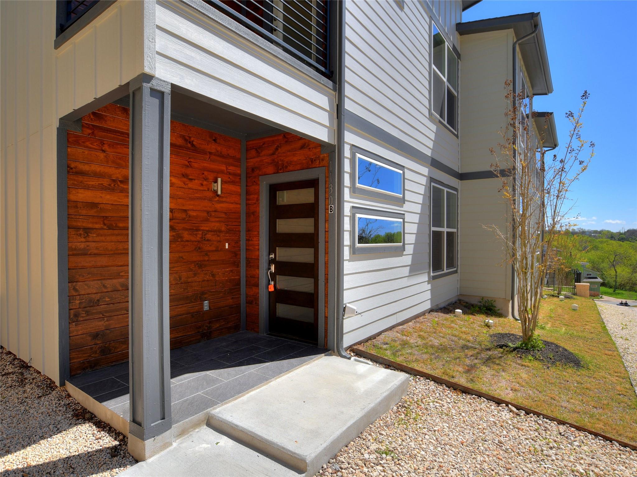 1130 Lott Ave # B, Austin, TX 78721