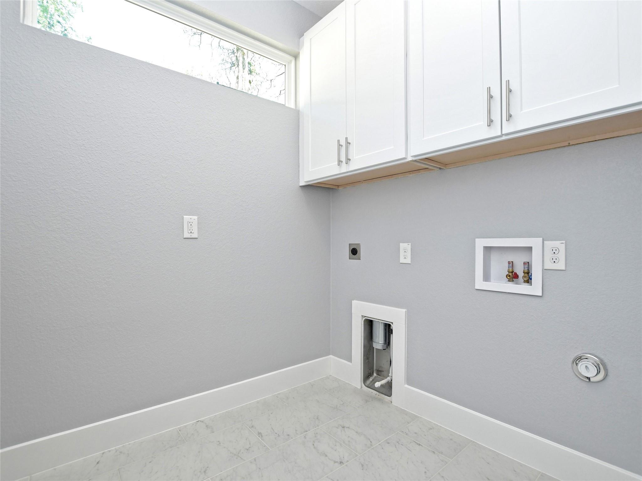 1130 Lott Ave # B, Austin, TX 78721