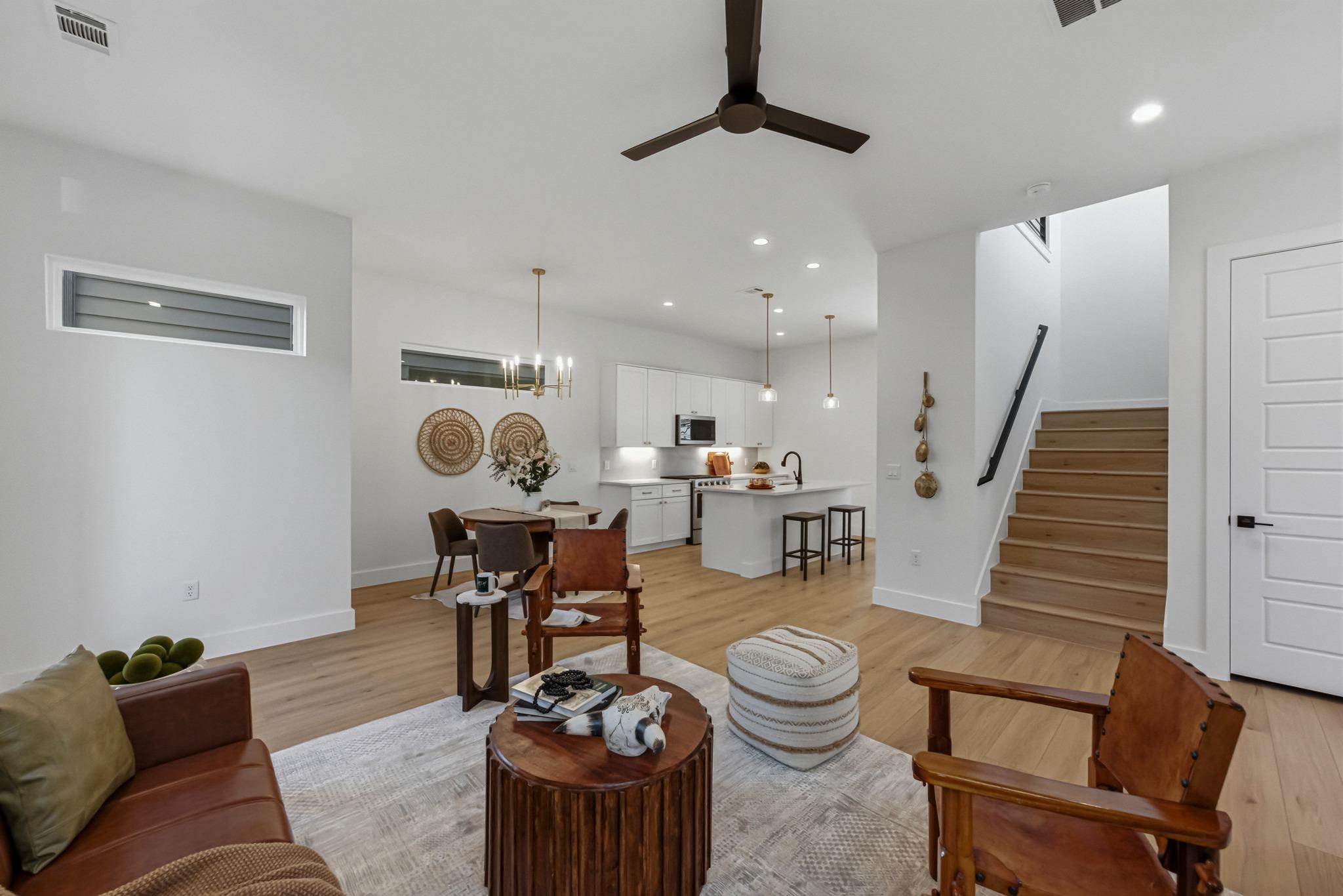 911 Calle Limon # 1, Austin, TX 78702