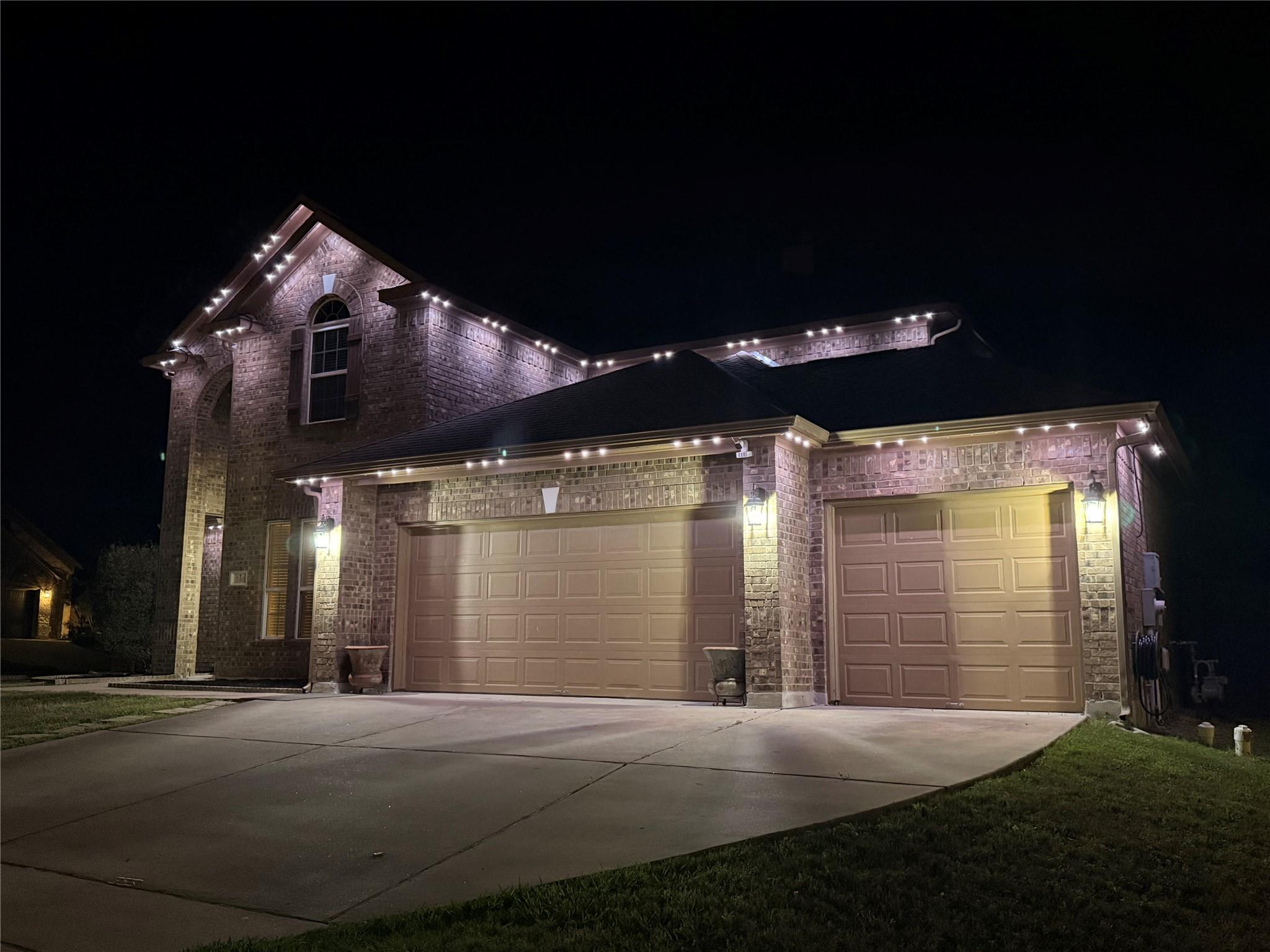 240 Parkrose Dr, Buda, TX 78610