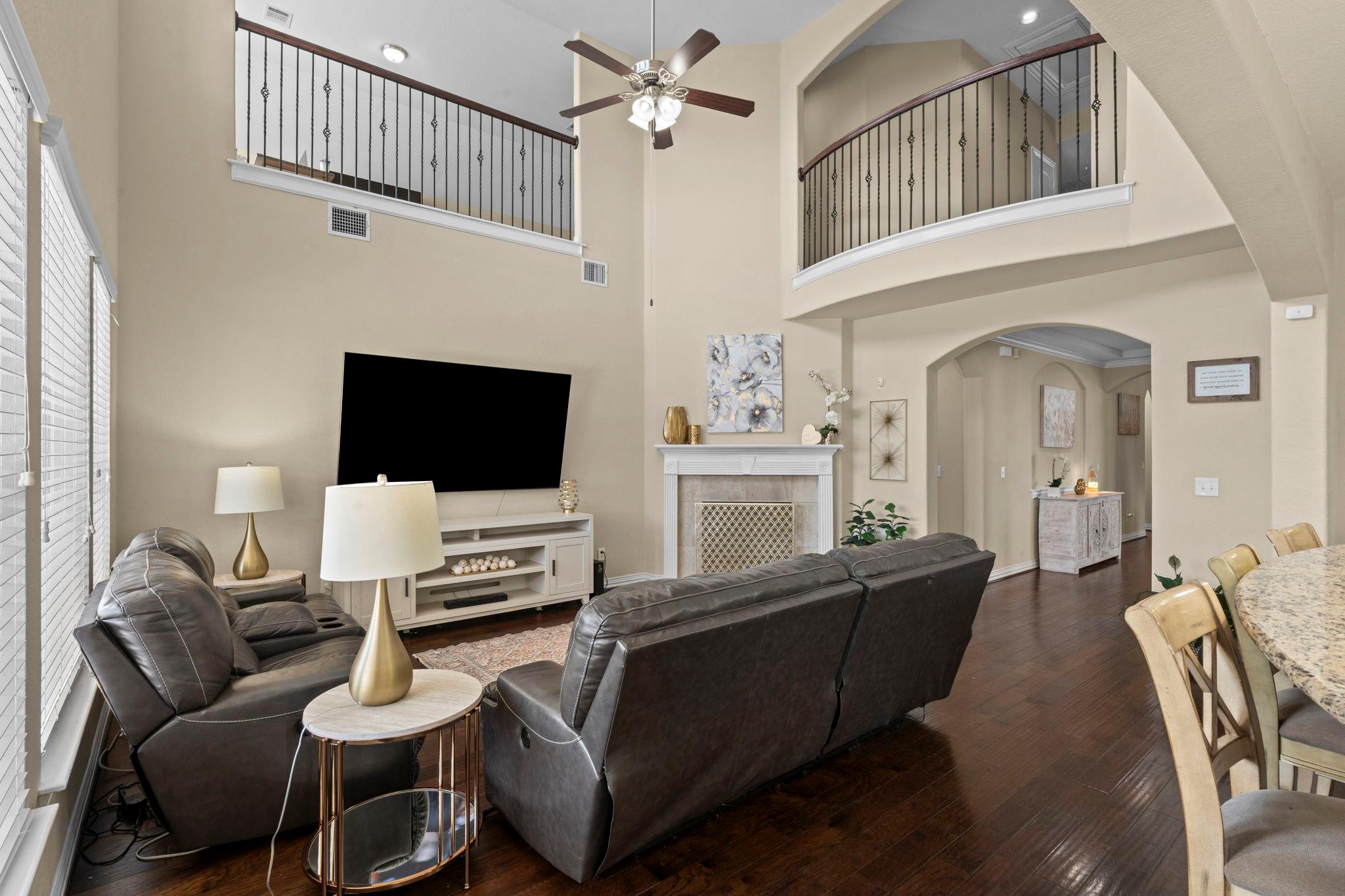 240 Parkrose Dr, Buda, TX 78610