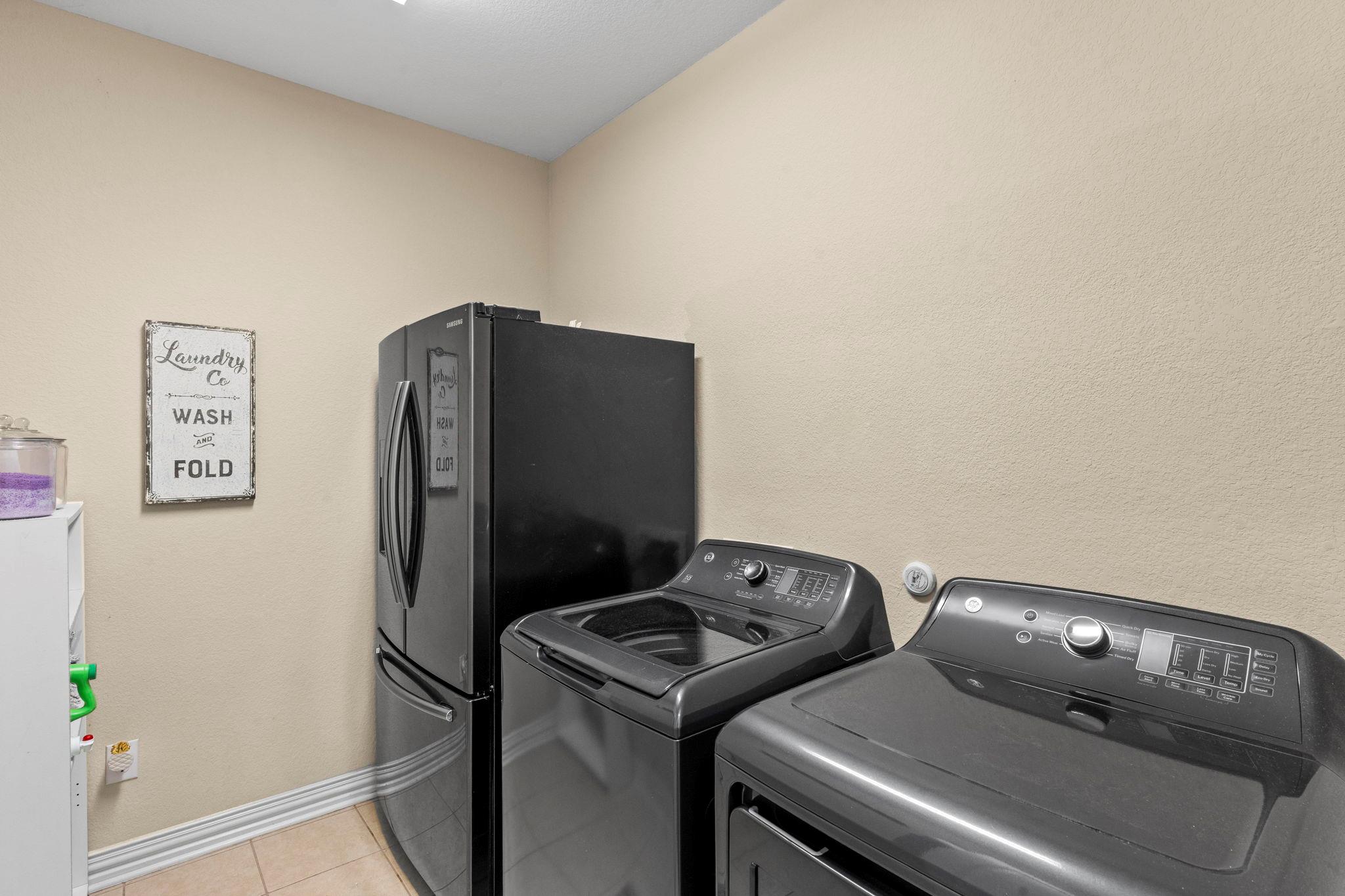 240 Parkrose Dr, Buda, TX 78610