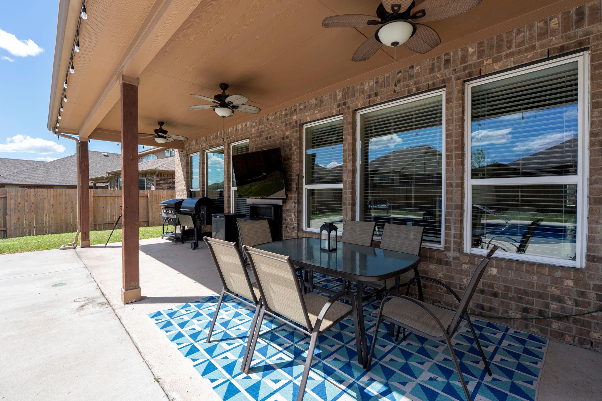 240 Parkrose Dr, Buda, TX 78610