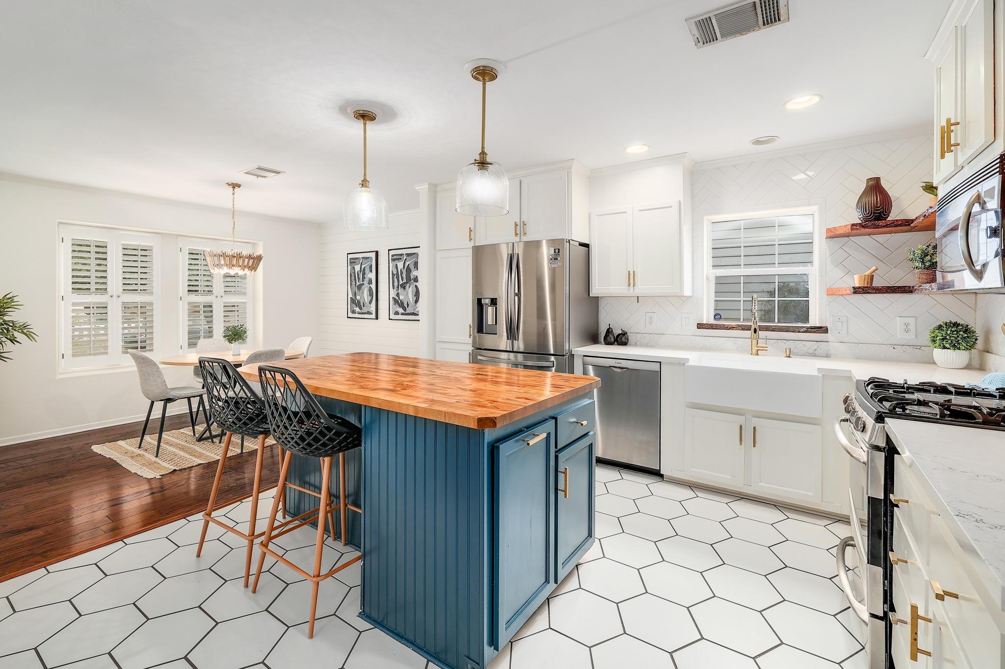 4607 Cedar Point Dr, Austin, TX 78723