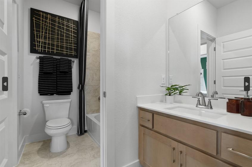 104 Slater Ct, Liberty Hill, TX 78642