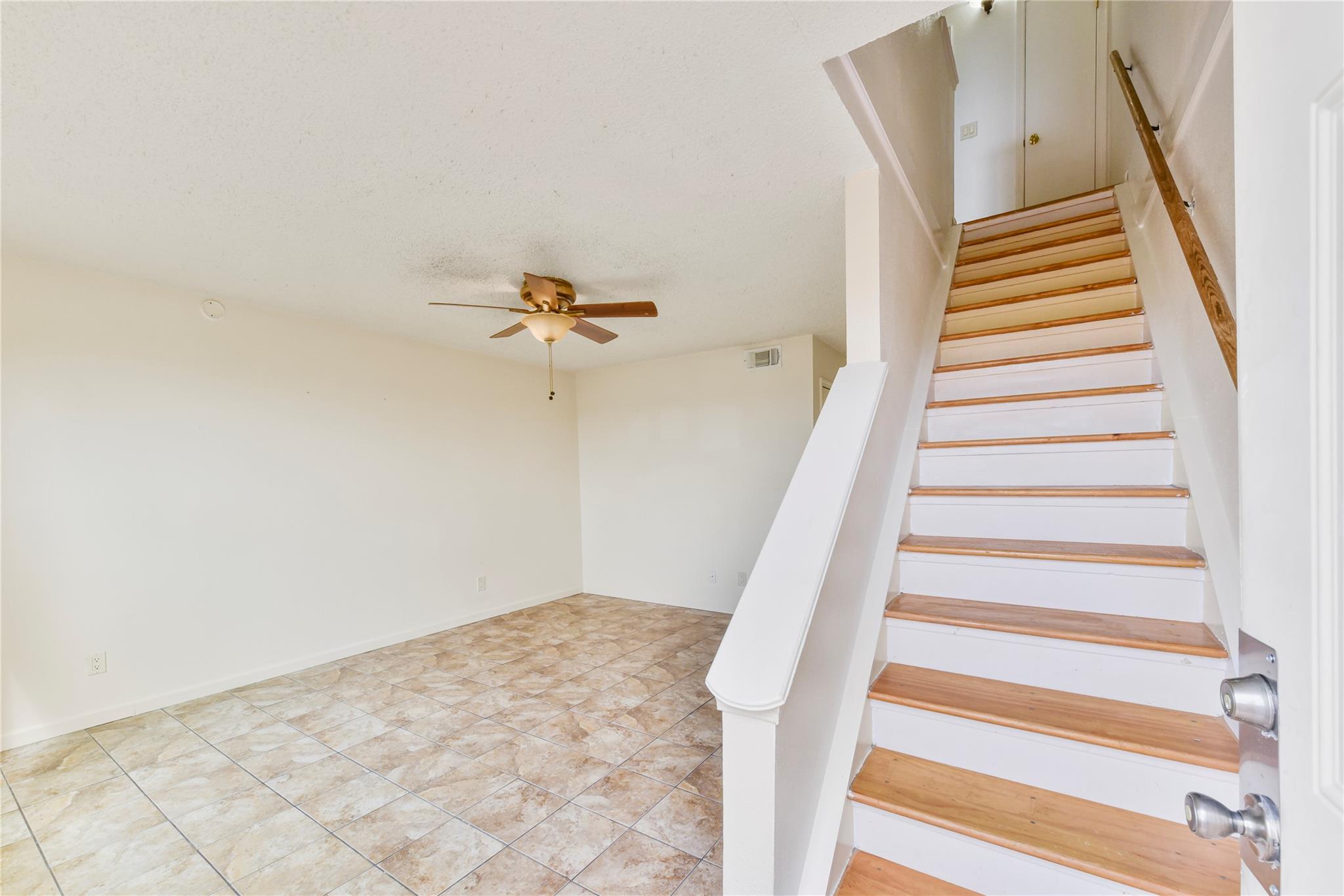 21459 Coyote Trl # 2, Leander, TX 78645