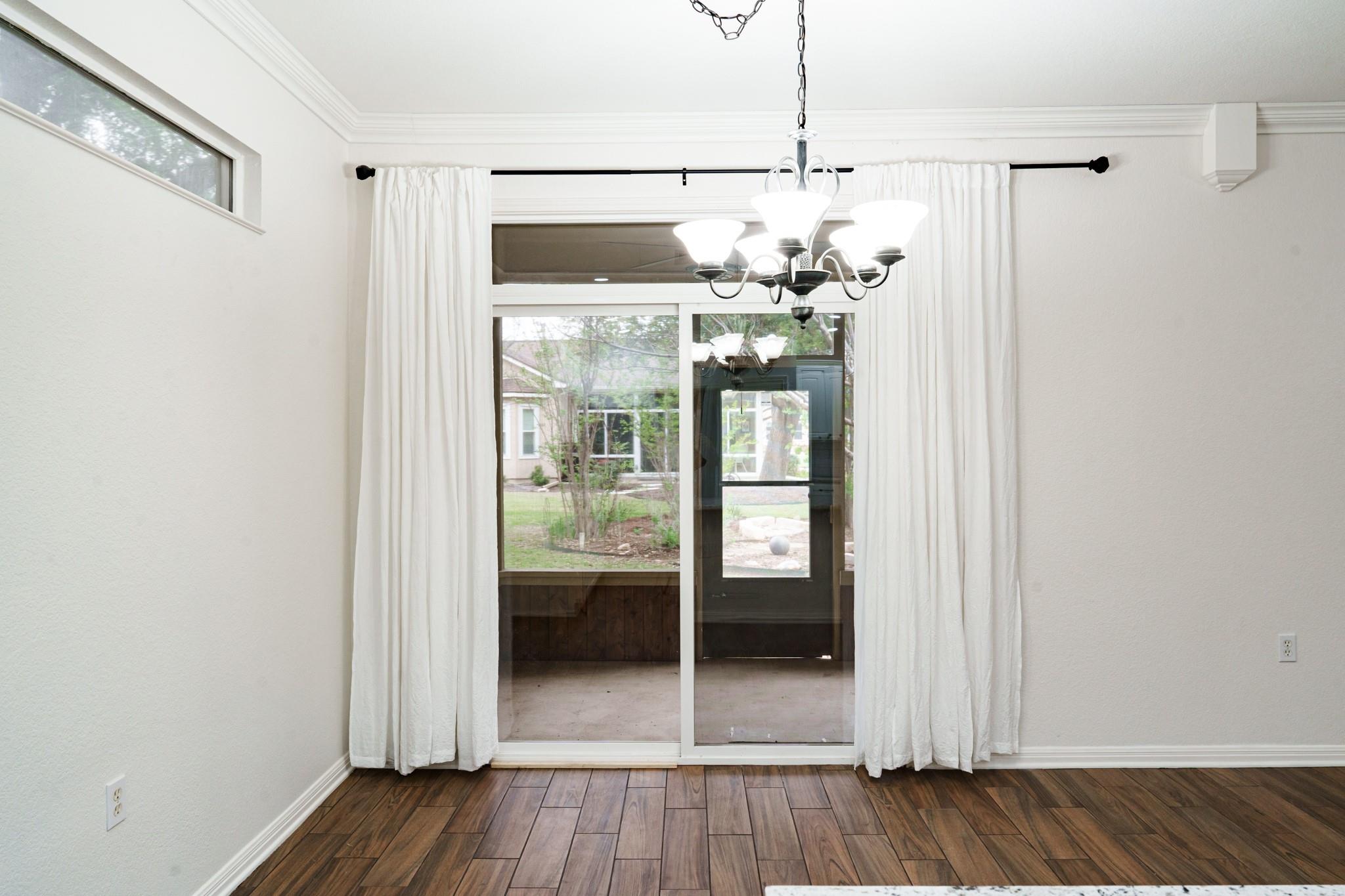 124 Dewberry Dr, Georgetown, TX 78633