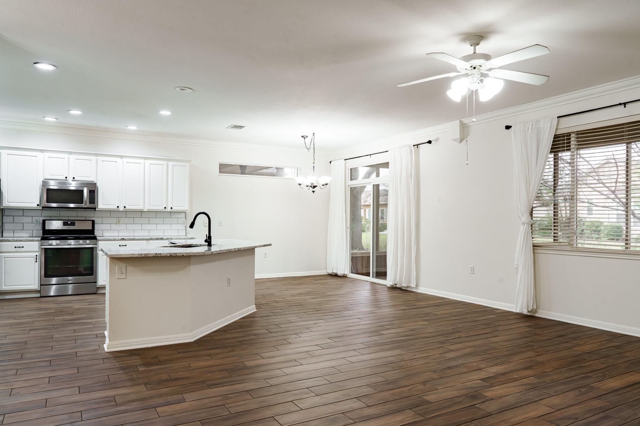 124 Dewberry Dr, Georgetown, TX 78633