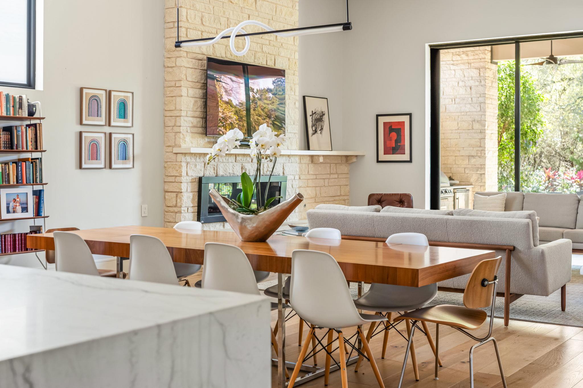 8221 Carranzo Dr, Austin, TX 78735