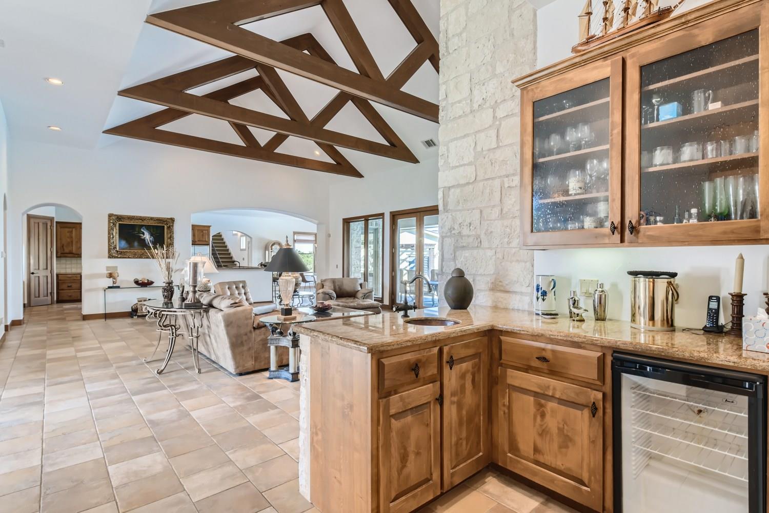 3900 Peak Lookout Dr, Austin, TX 78738