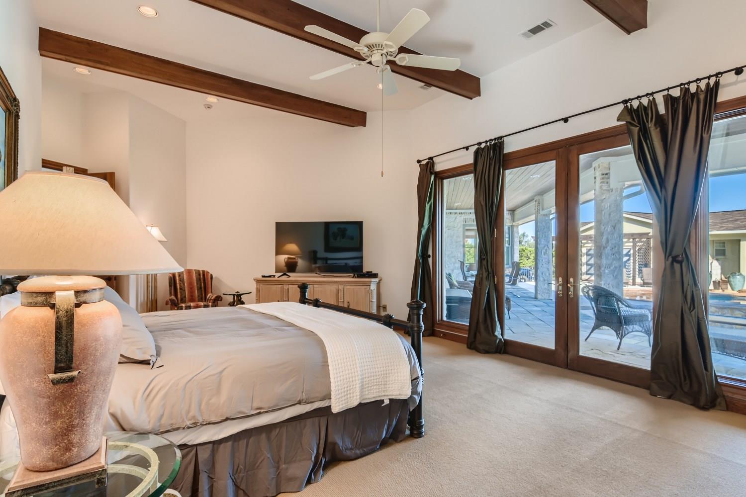 3900 Peak Lookout Dr, Austin, TX 78738