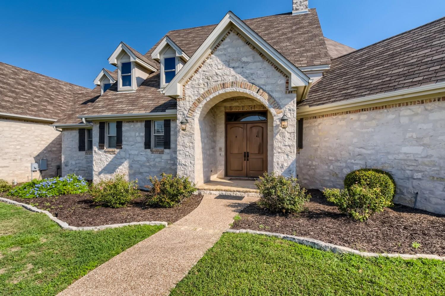 3900 Peak Lookout Dr, Austin, TX 78738