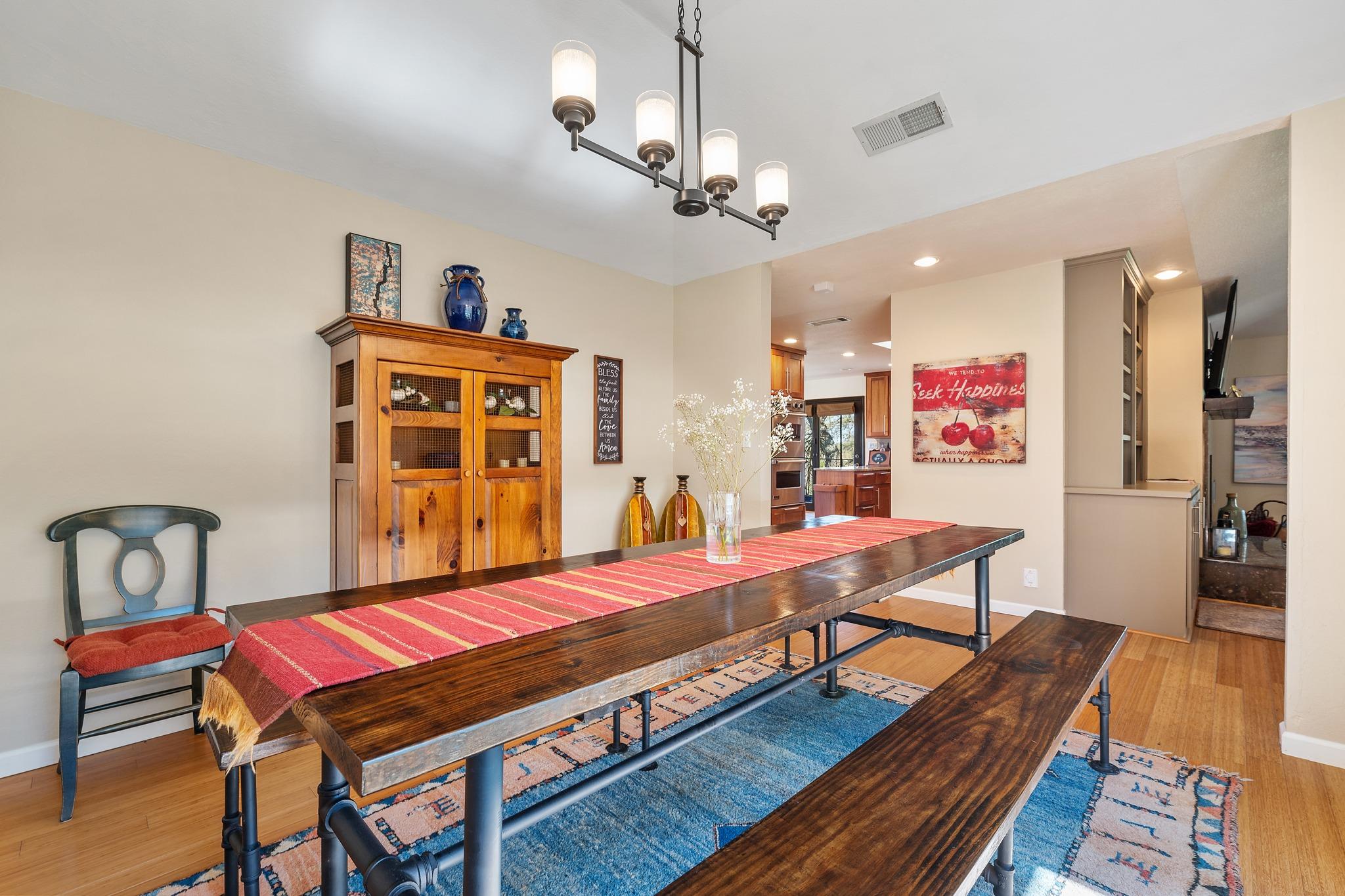 604 Rolling Green Dr, Lakeway, TX 78734