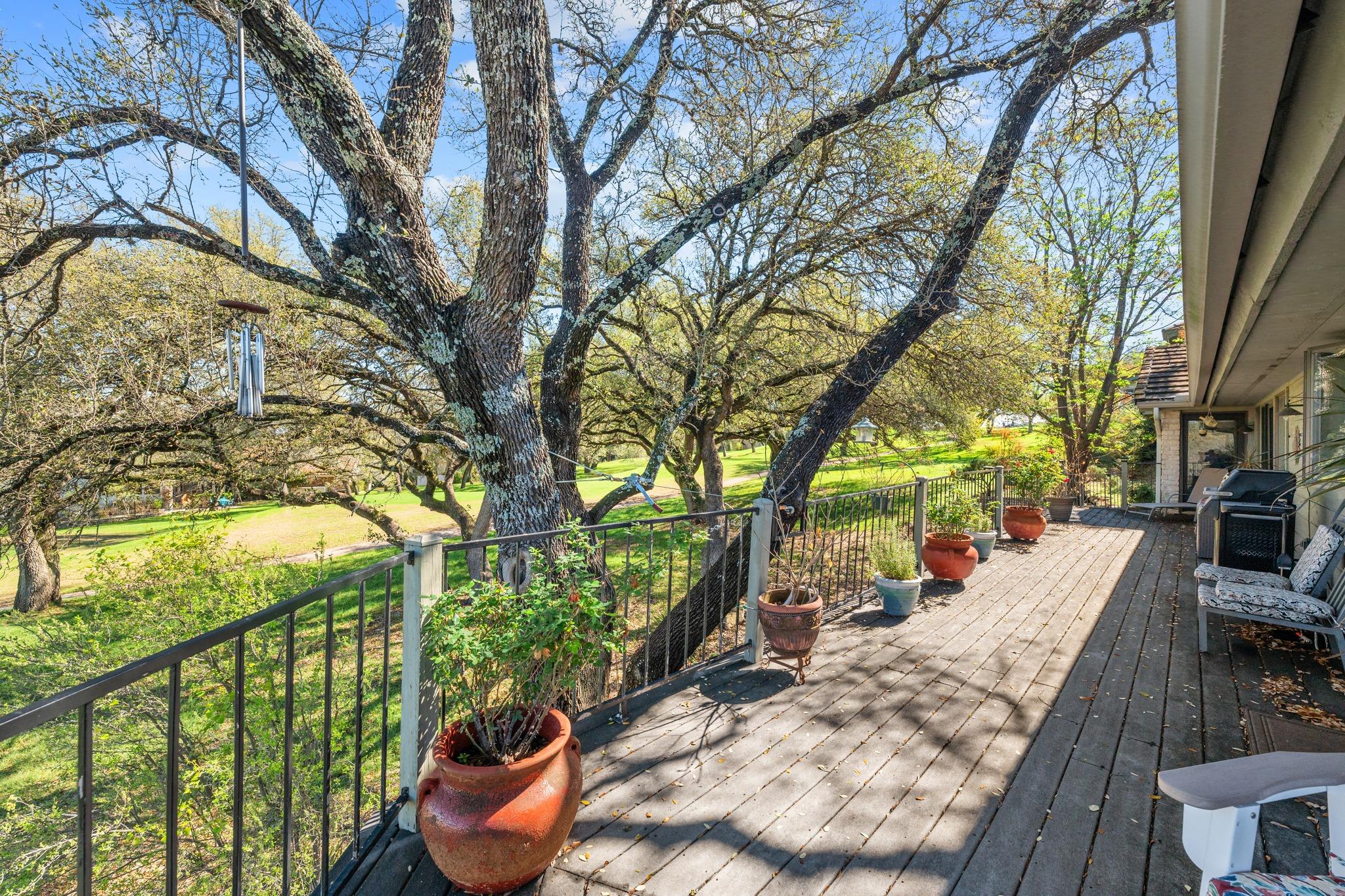 604 Rolling Green Dr, Lakeway, TX 78734