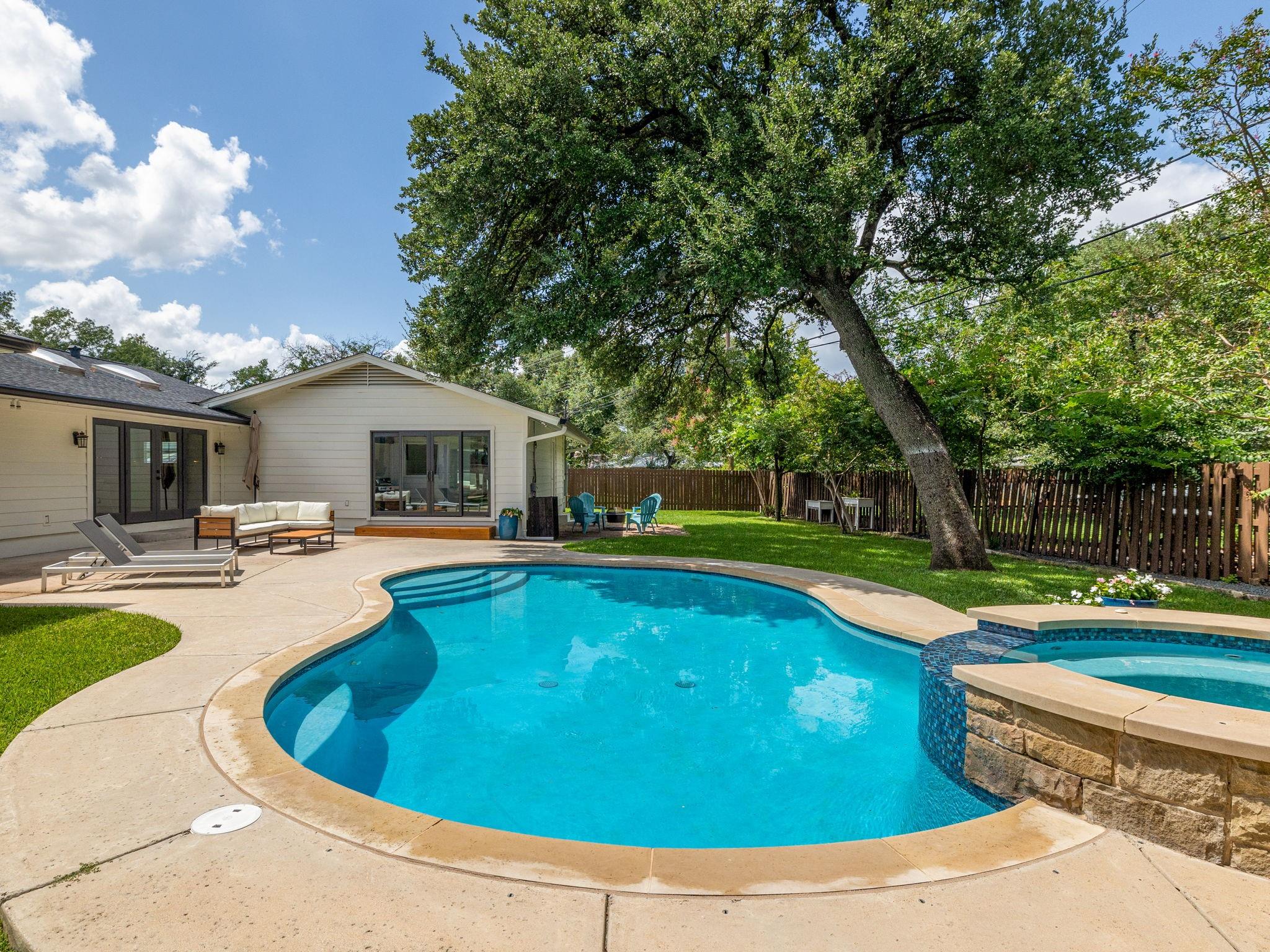 4008 N Hills Dr, Austin, TX 78731