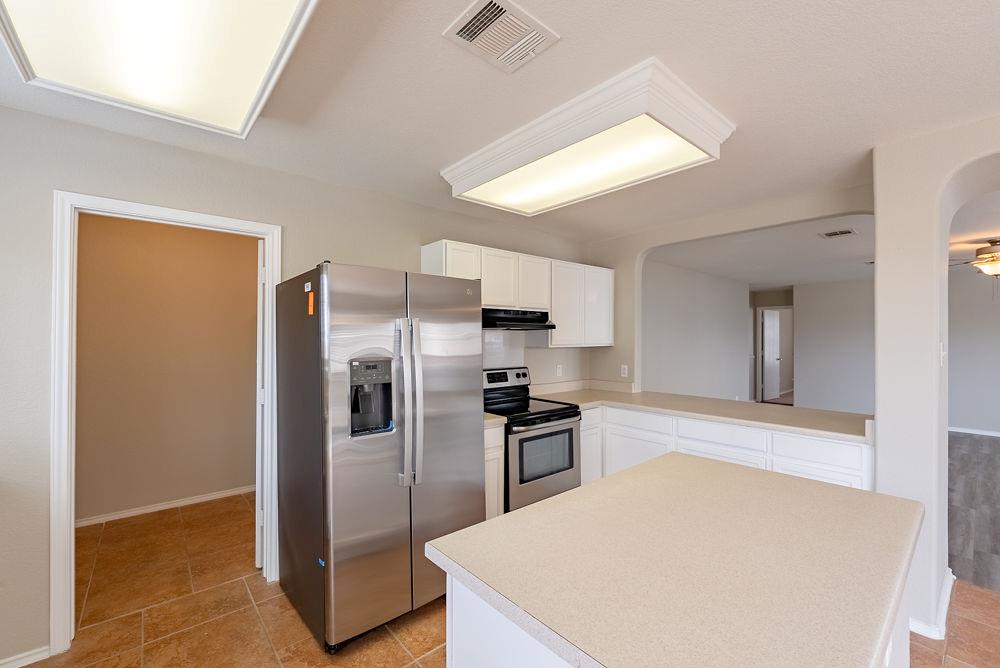 20309 Dark Tree Cv, Round Rock, TX 78664