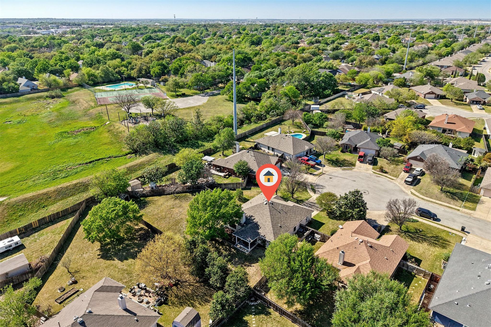 902 Ridgemont Cir, Leander, TX 78641