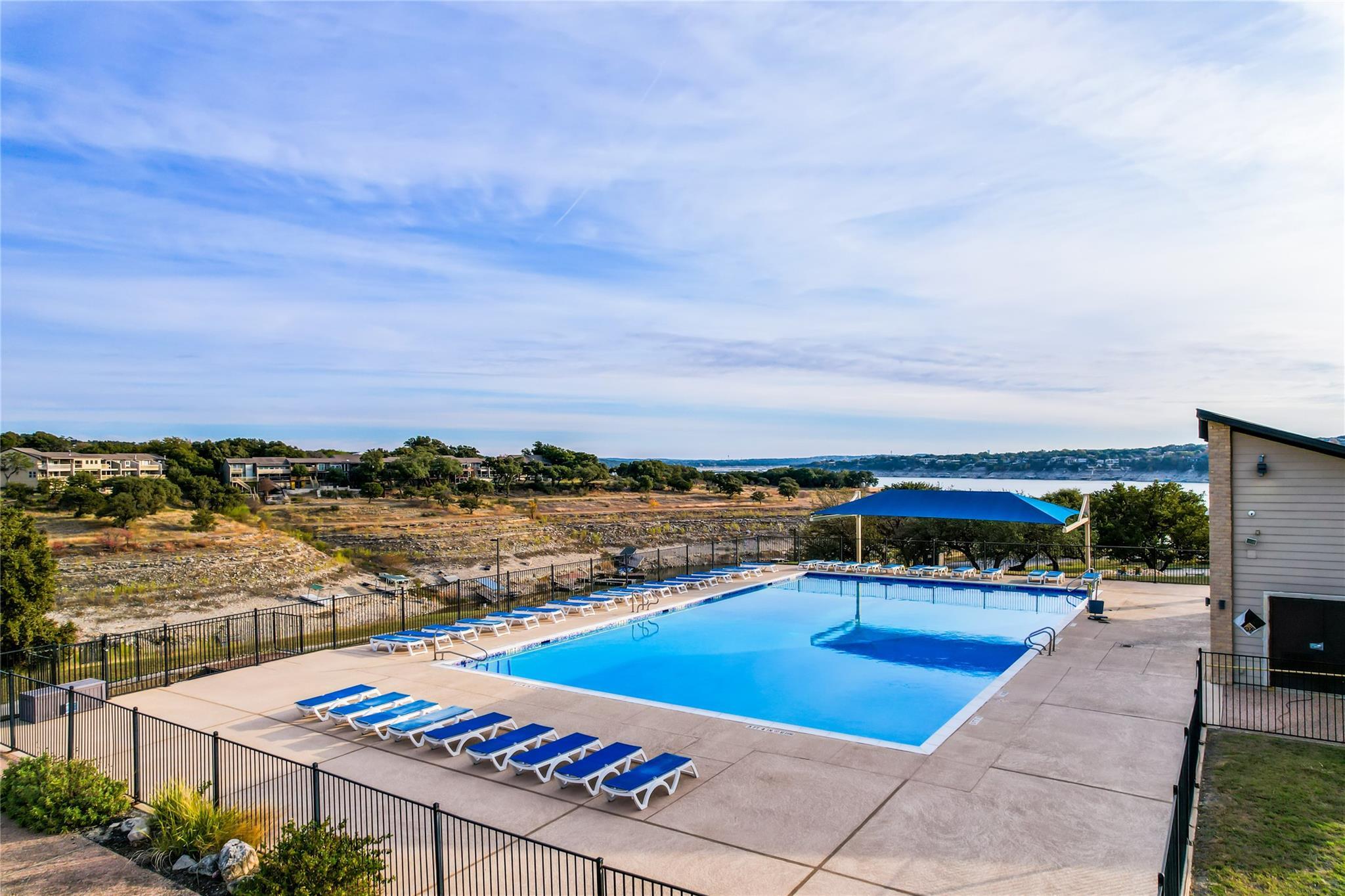 18512 Lakeland Dr, Lago Vista, TX 78645