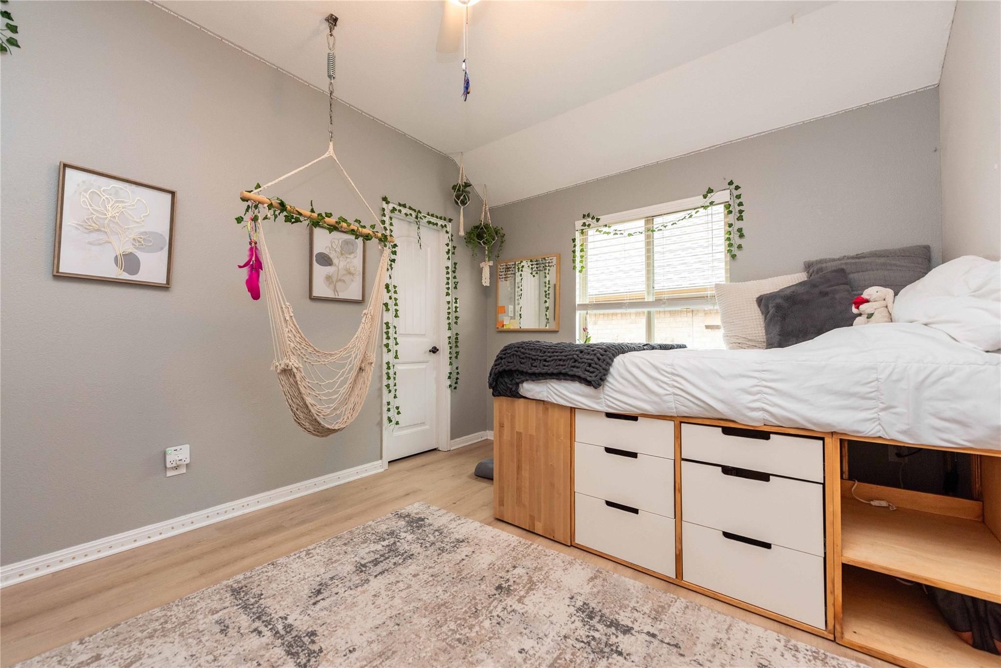 5701 Gunnison Turn Rd, Austin, TX 78738