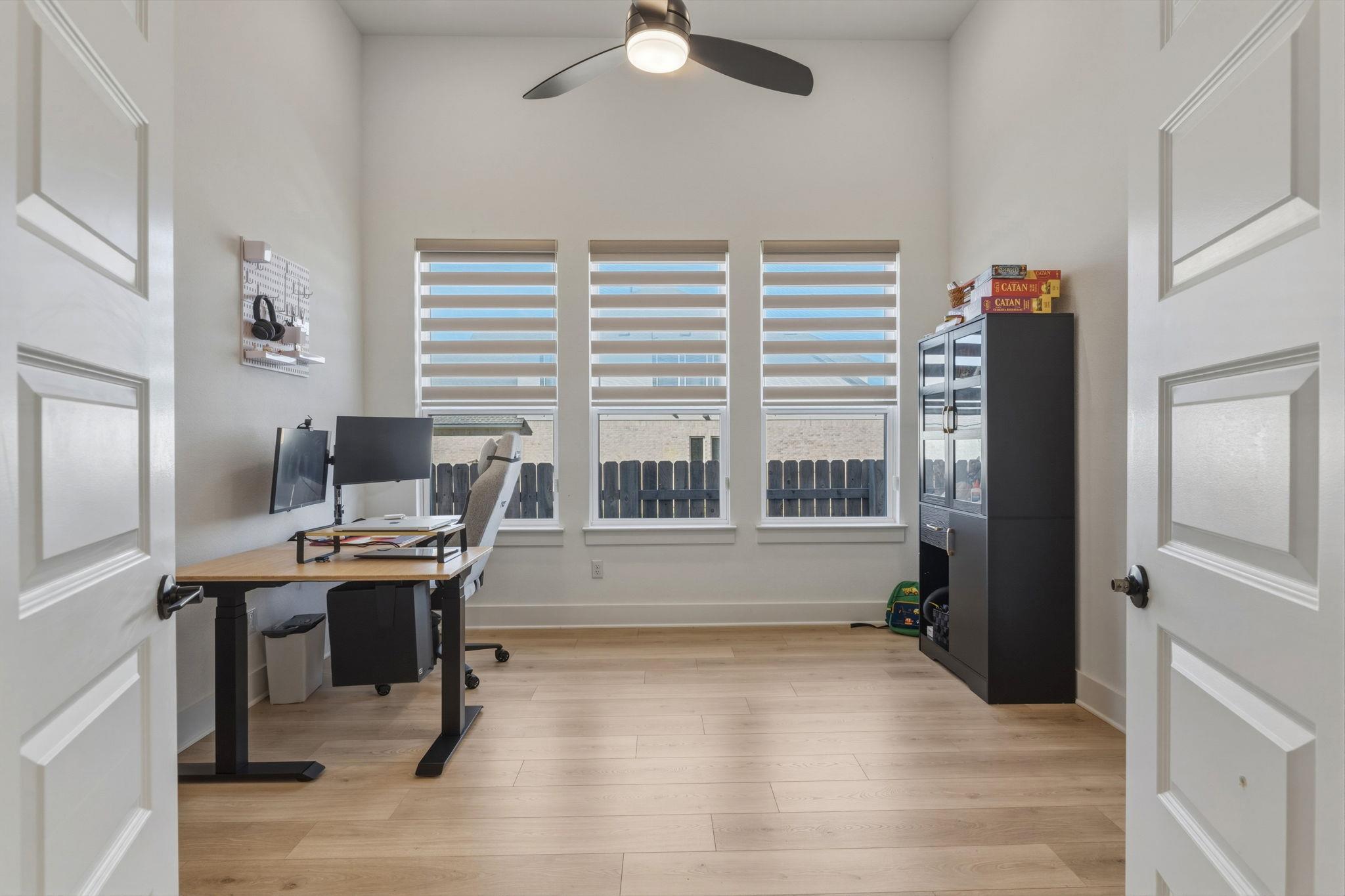 2941 Delaware St, Leander, TX 78641