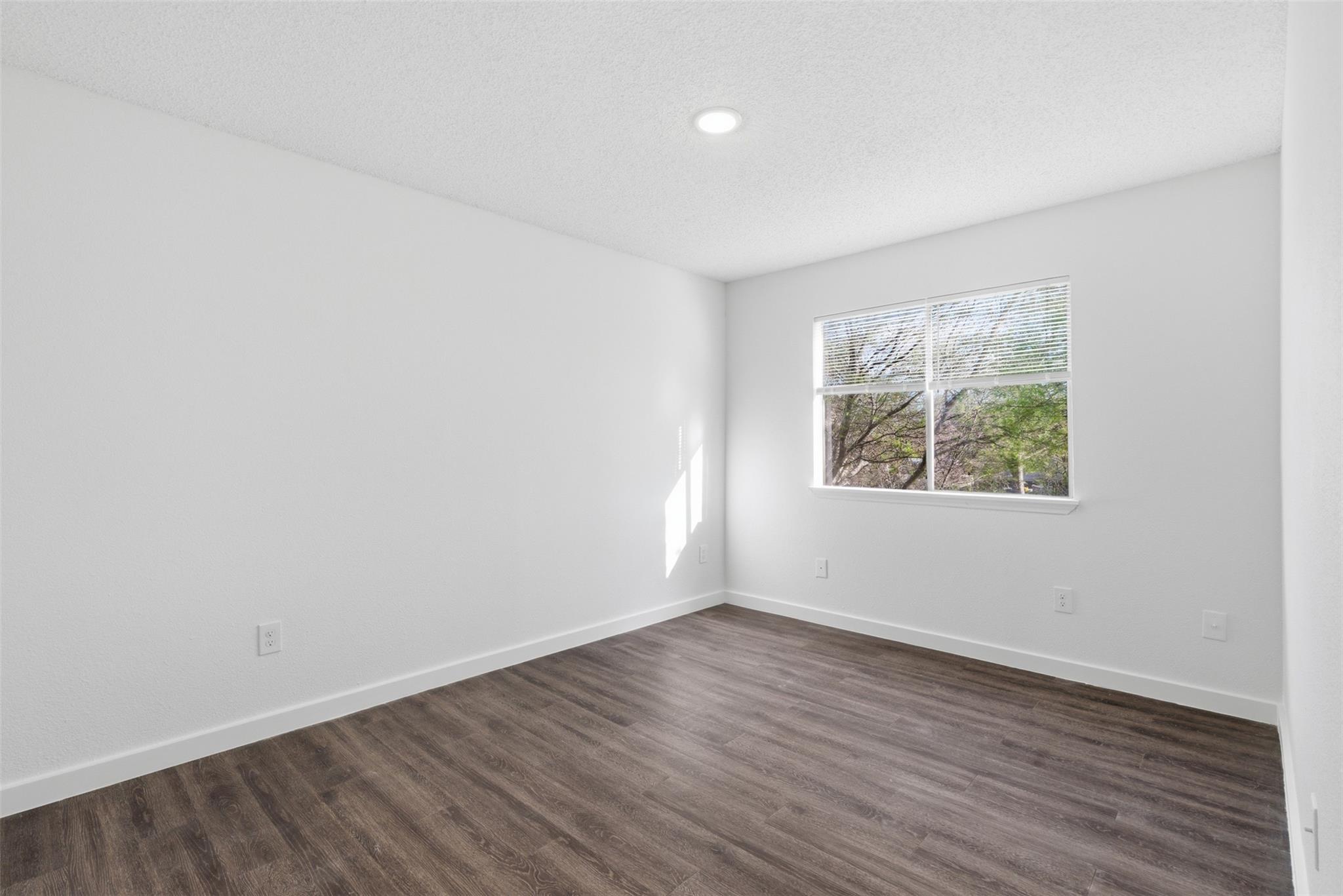 1605 Future Dr # B, Austin, TX 78754