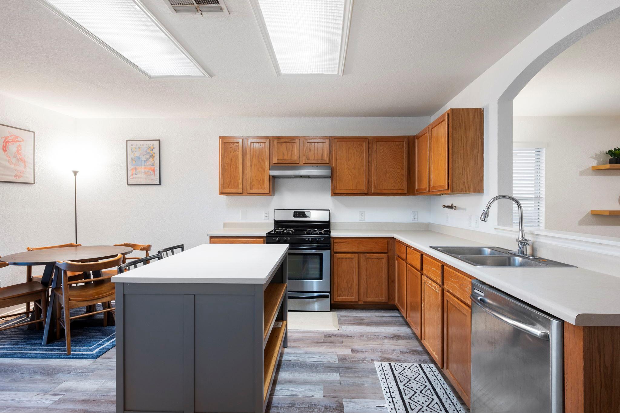 6012 Speyside Dr, Austin, TX 78754